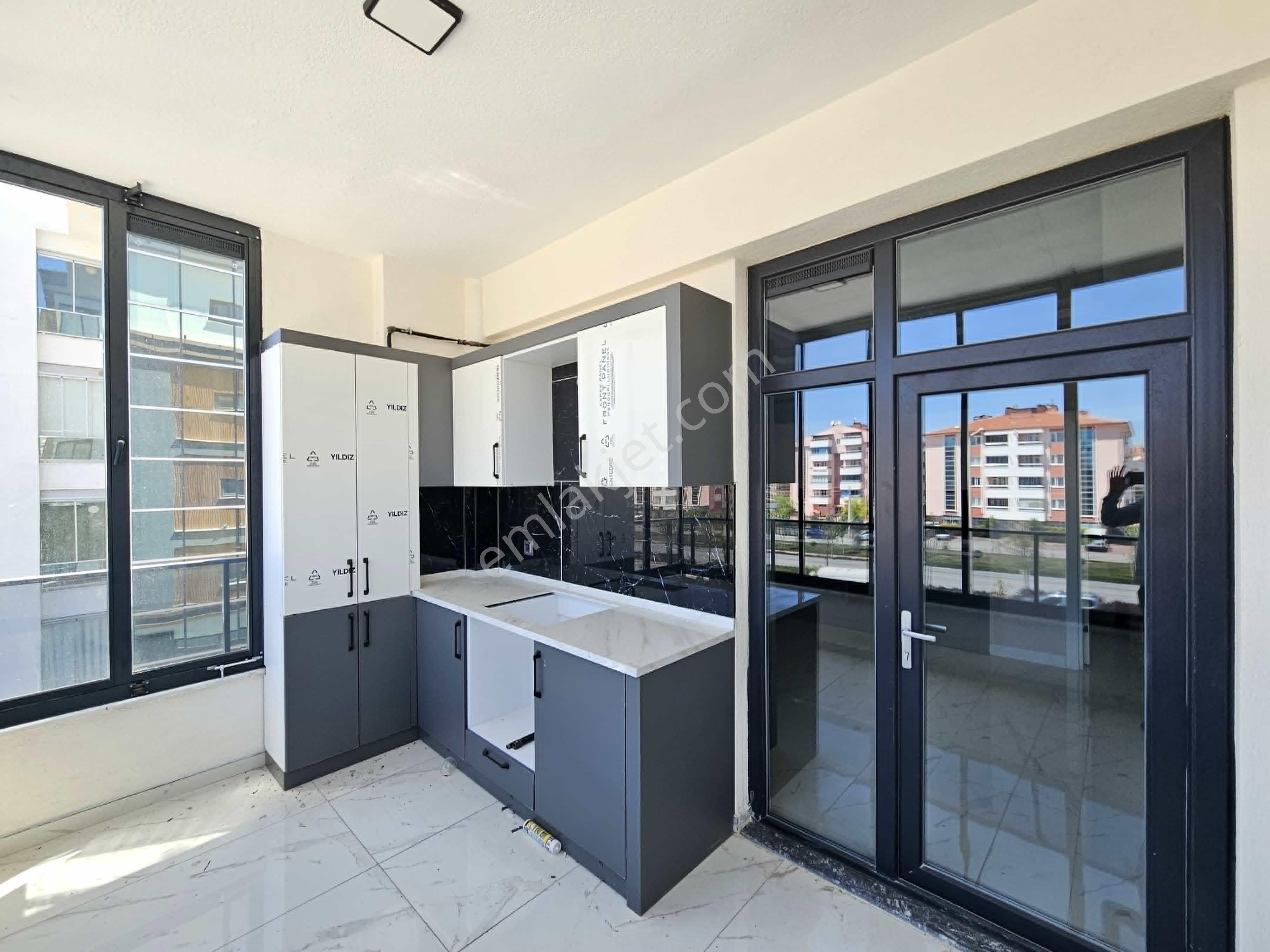 Ahmet Yesevi Cd Cadde’ye Lüx Sıfır 4+1 Daireler - Görsel 5
