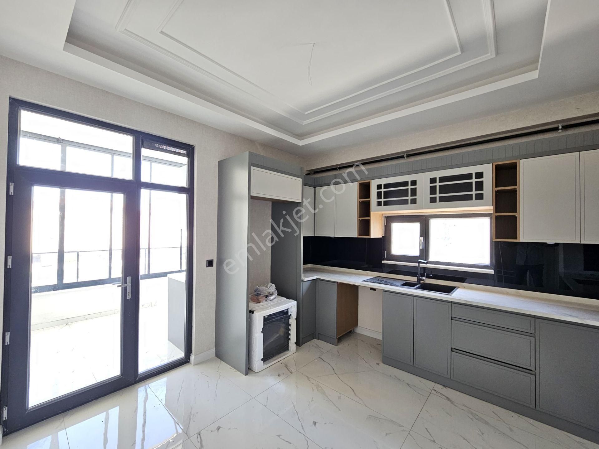 Ahmet Yesevi Cd Cadde’ye Lüx Sıfır 4+1 Daireler - Görsel 3