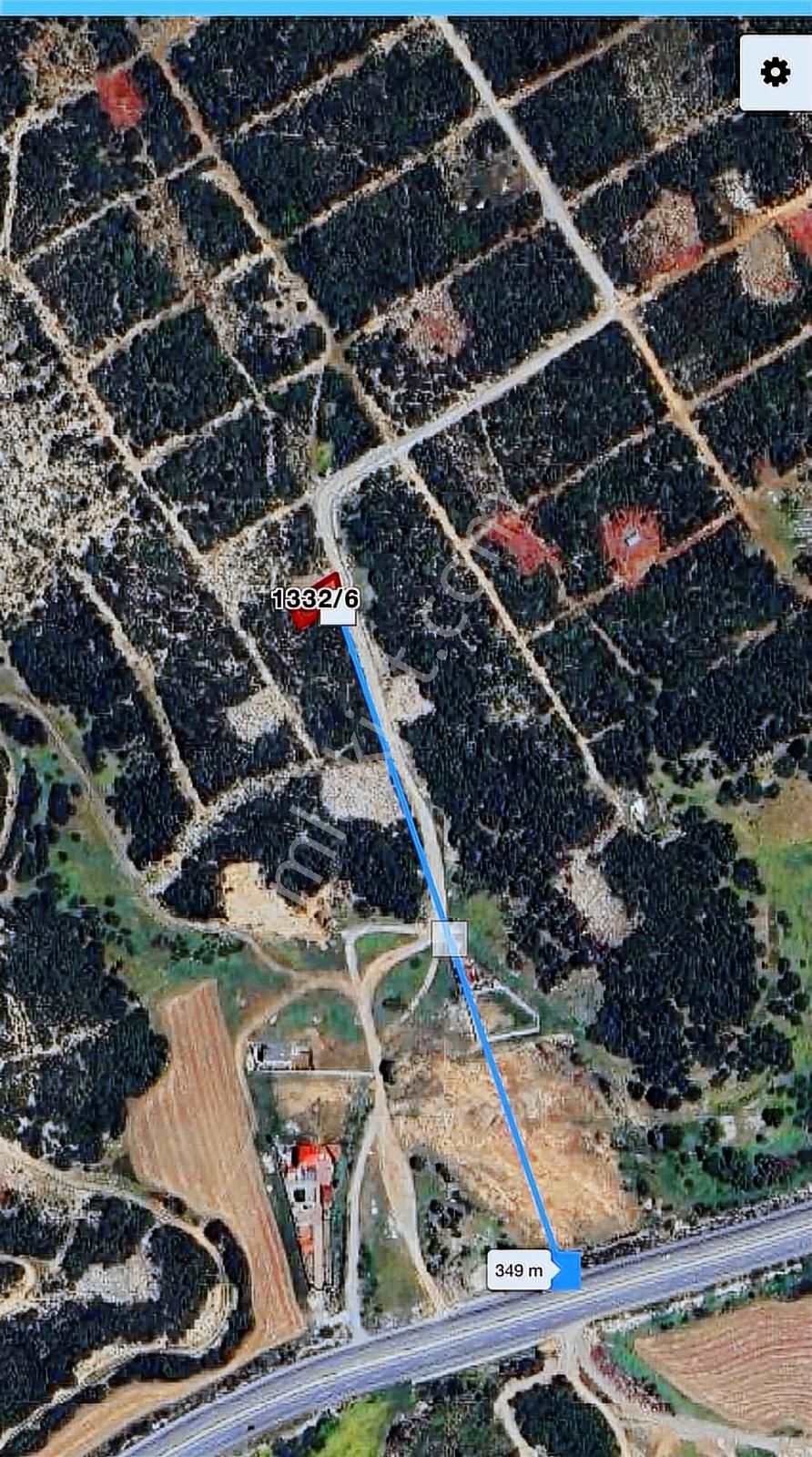 Didim Bozseki Enginkent Yolunda Yol Kenari Villa Arsasi