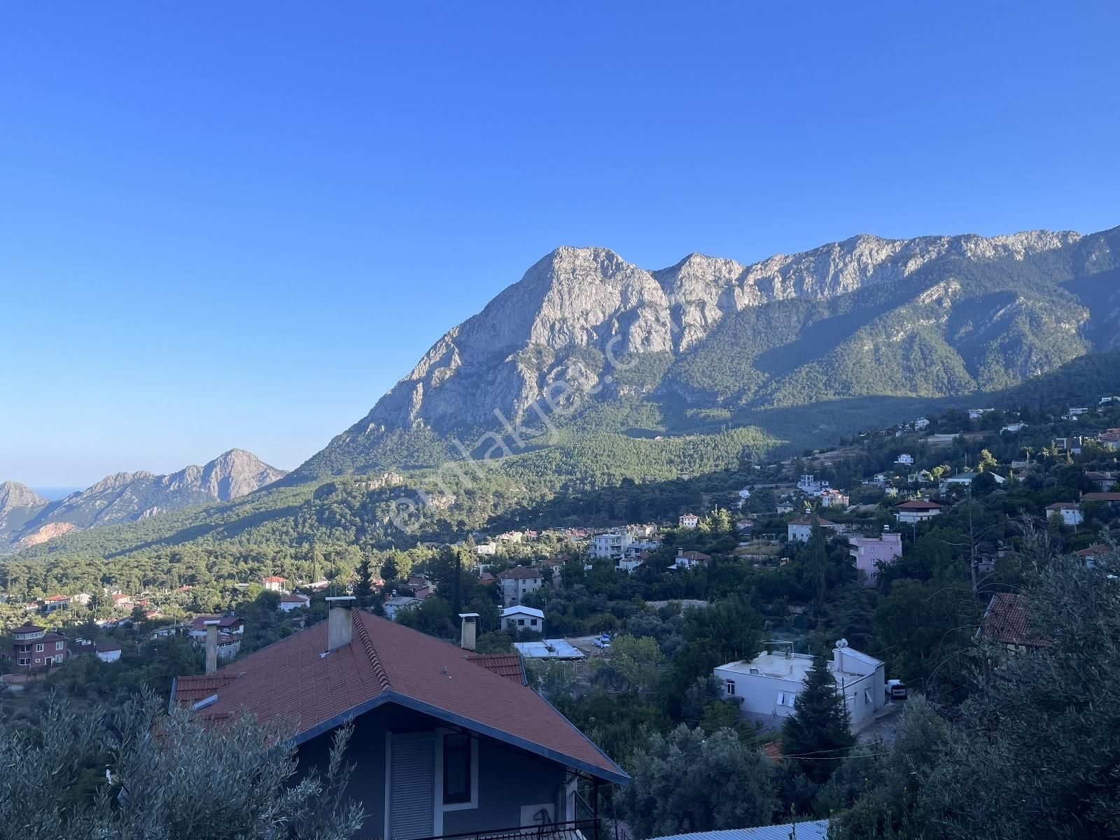 Gujan Ceyhanda Geyikbayırı Merkez Eşyalı Kiralık Müstakil 2+1 Ev - Görsel 24