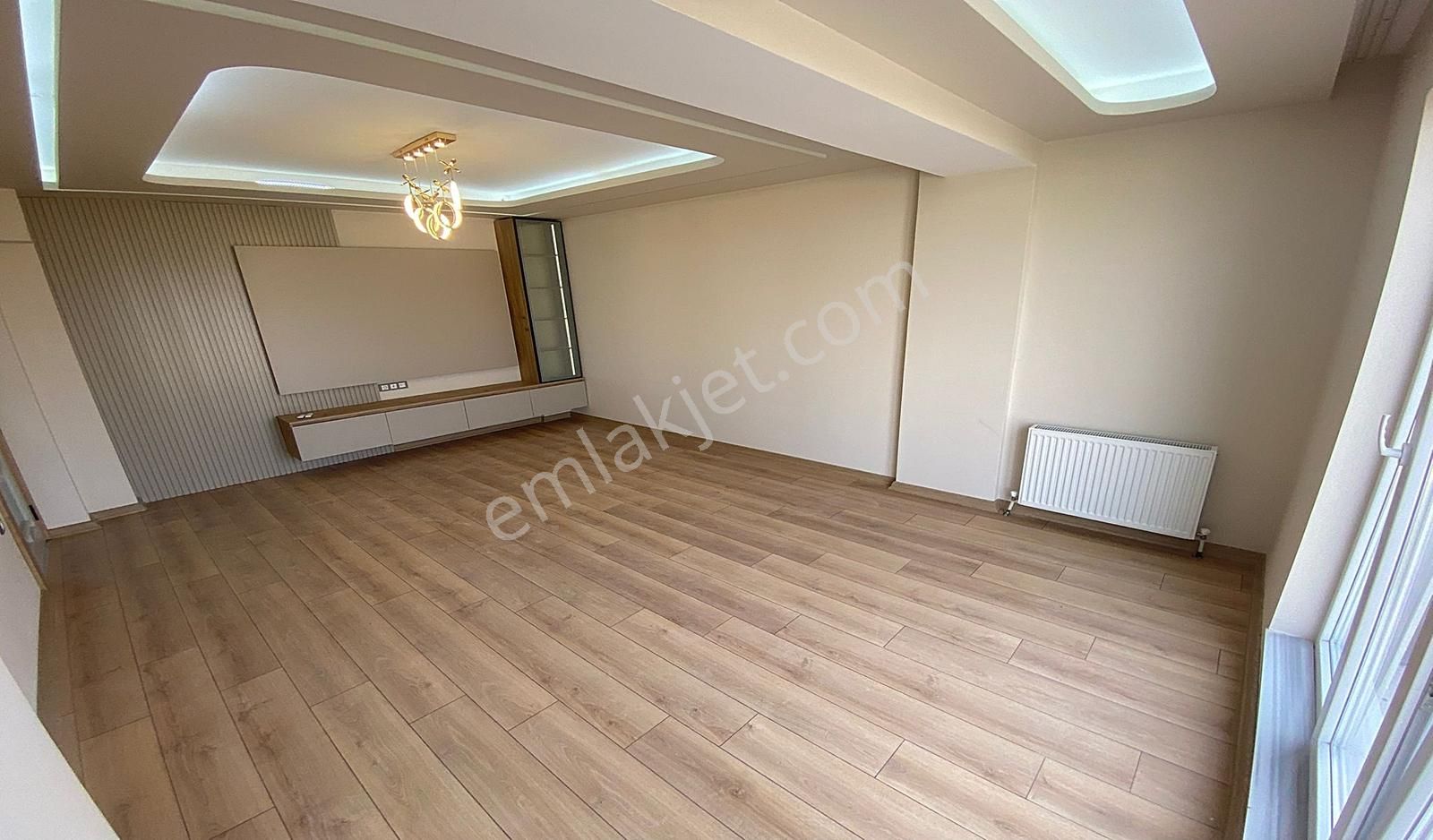 Yenikent Emlak'tan Merkezi Konumda Full+full Ultra Lüx 3+1 Daire - Görsel 10