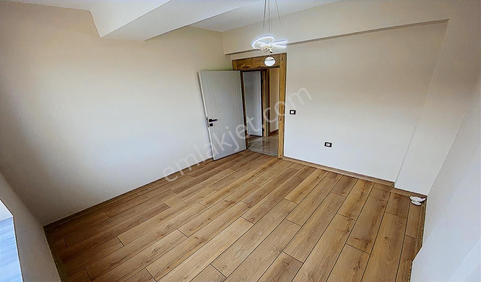 Yenikent Emlak'tan Merkezi Konumda Full+full Ultra Lüx 3+1 Daire - Görsel 43