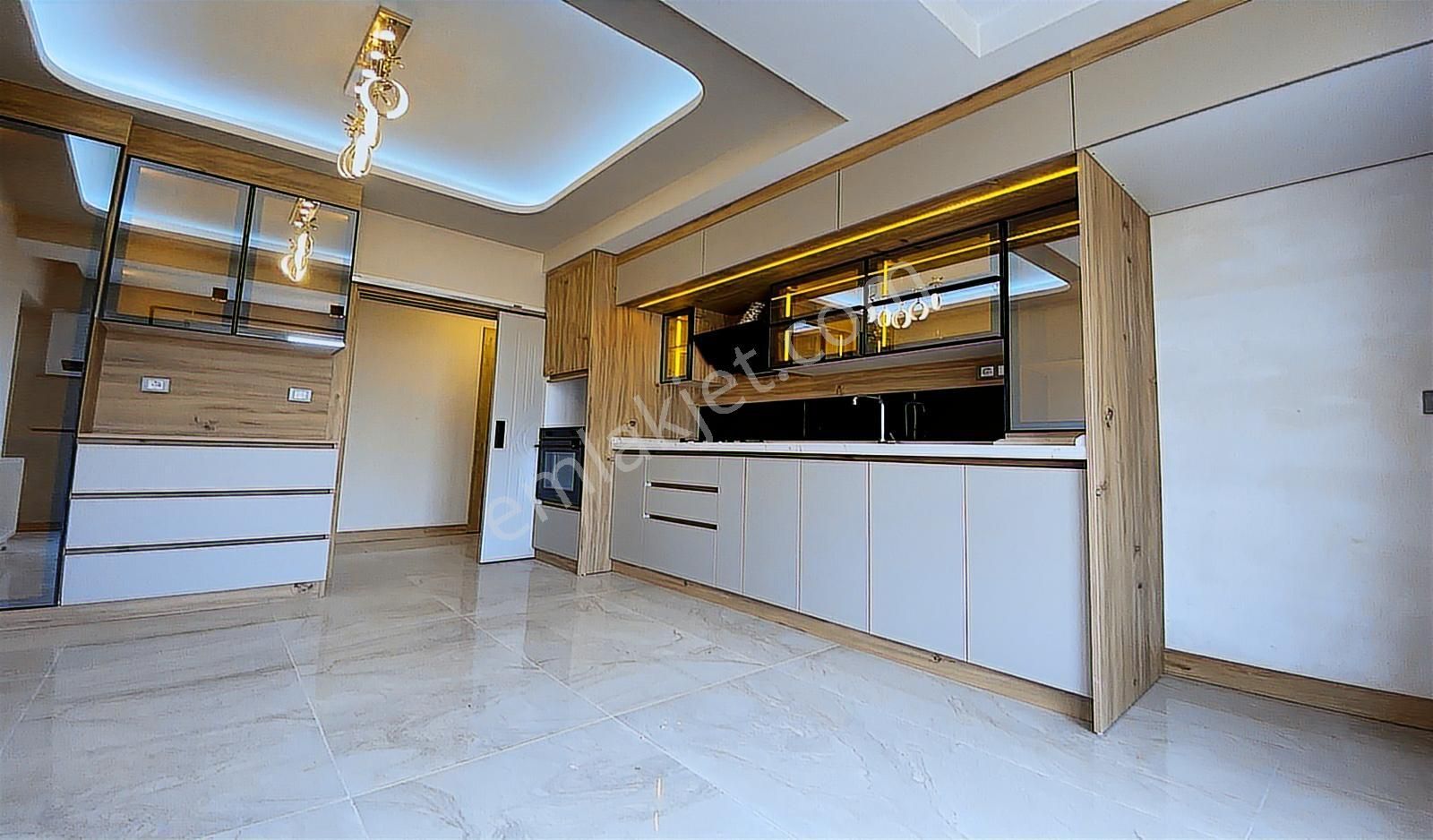 Yenikent Emlak'tan Merkezi Konumda Full+full Ultra Lüx 3+1 Daire - Görsel 6