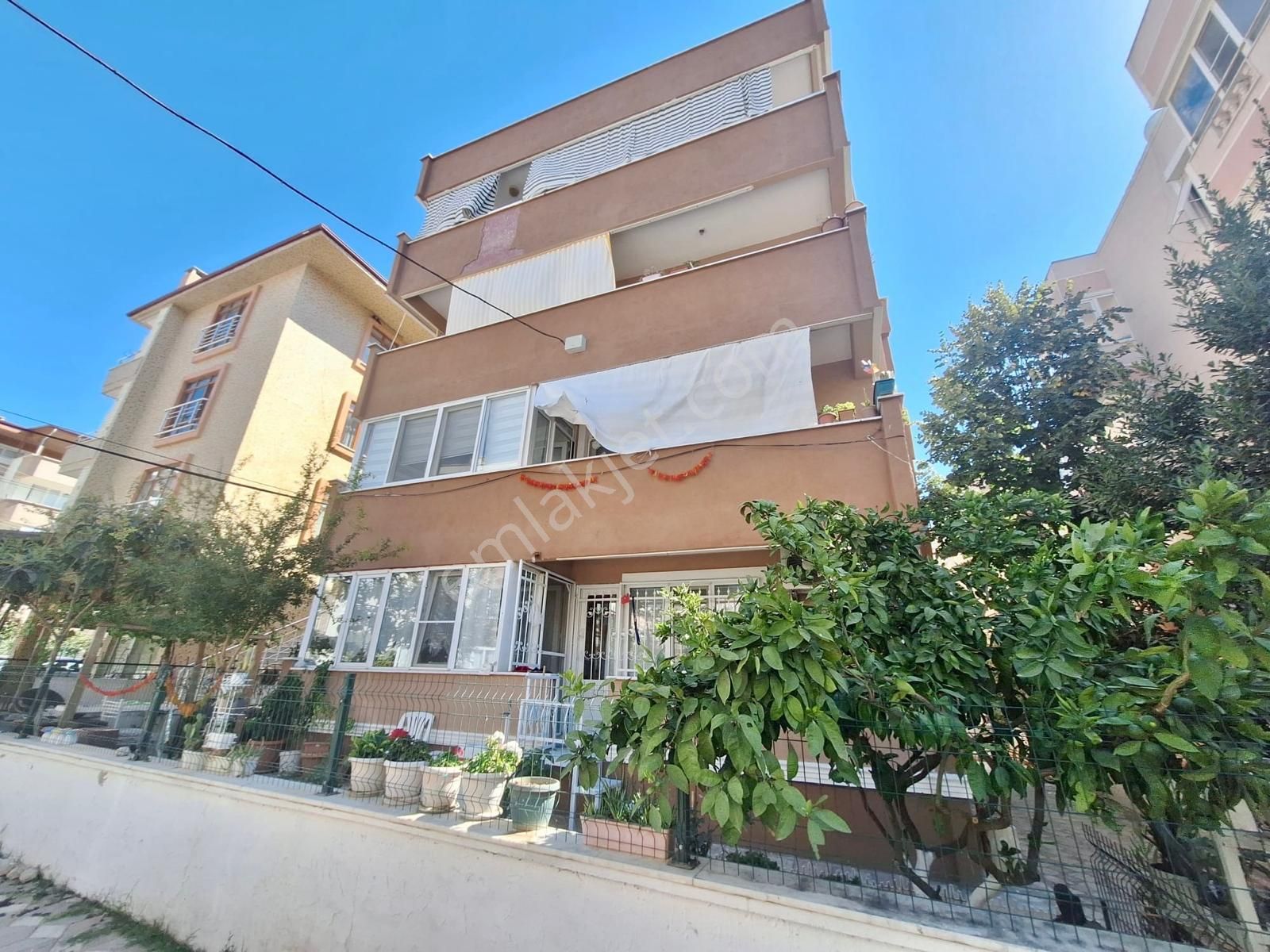 ꧁ay Emlaktan꧂akçay Merkezde Kombili Bahçe Kullanımlı Müstakil Tadında Satılık 3+1 İçi Yapılı Daire - Görsel 35