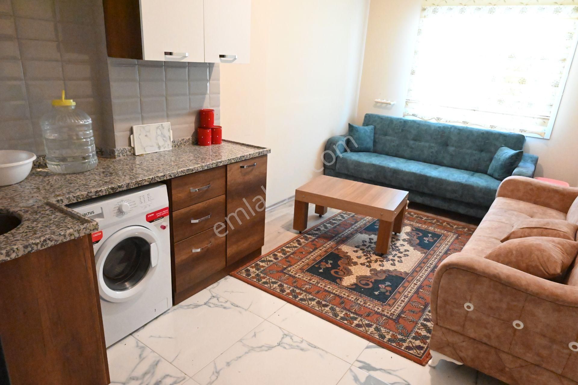 Üstünkent Emlak'tan Üniversiteye Yakın Konumda 1+1 Eşyalı Daire - Görsel 11