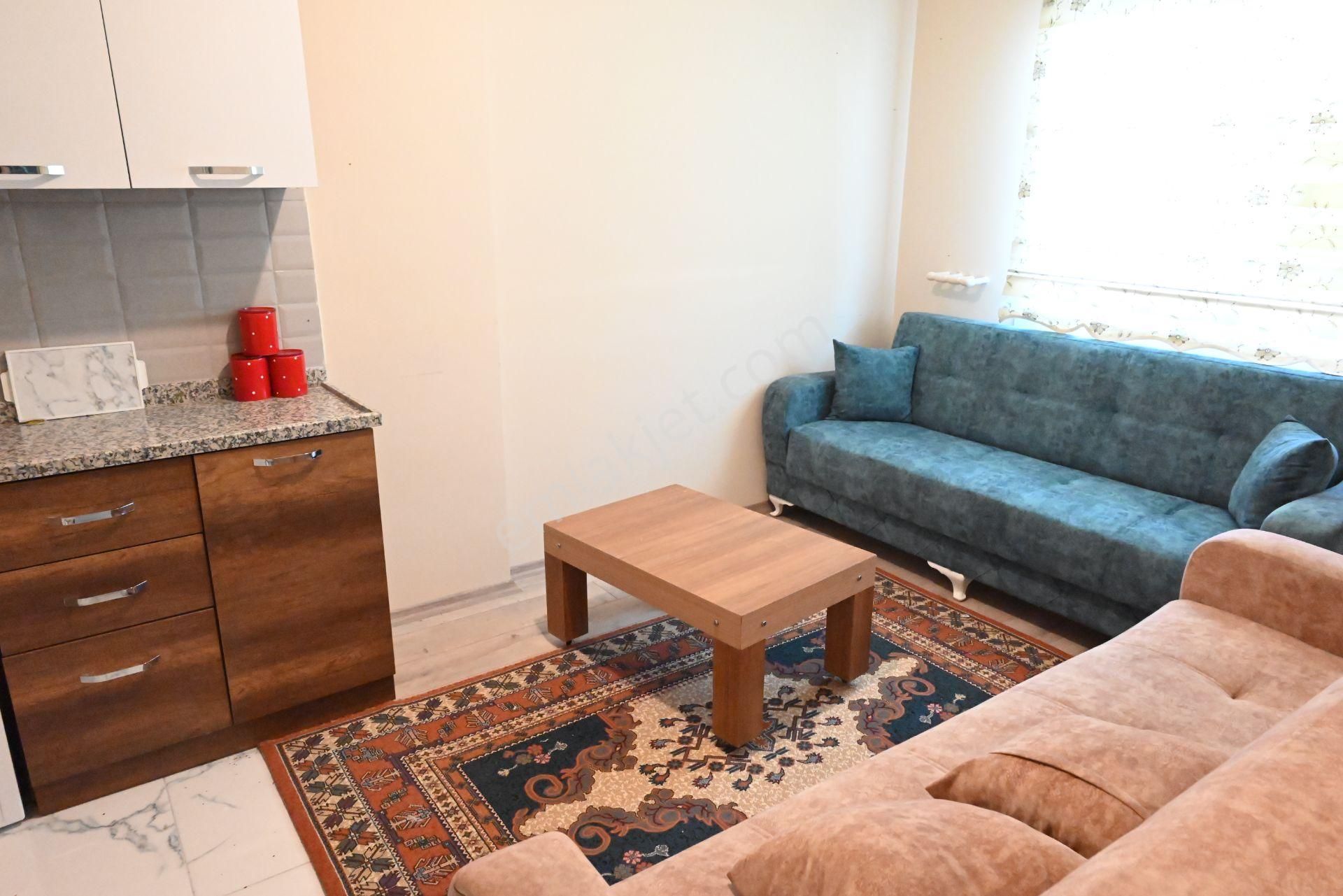 Üstünkent Emlak'tan Üniversiteye Yakın Konumda 1+1 Eşyalı Daire - Görsel 9