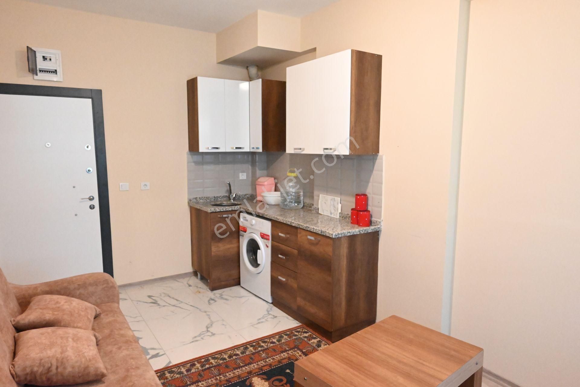 Üstünkent Emlak'tan Üniversiteye Yakın Konumda 1+1 Eşyalı Daire - Görsel 2