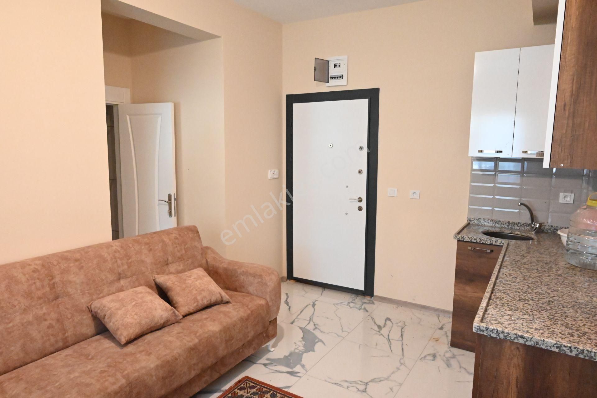 Üstünkent Emlak'tan Üniversiteye Yakın Konumda 1+1 Eşyalı Daire - Görsel 4