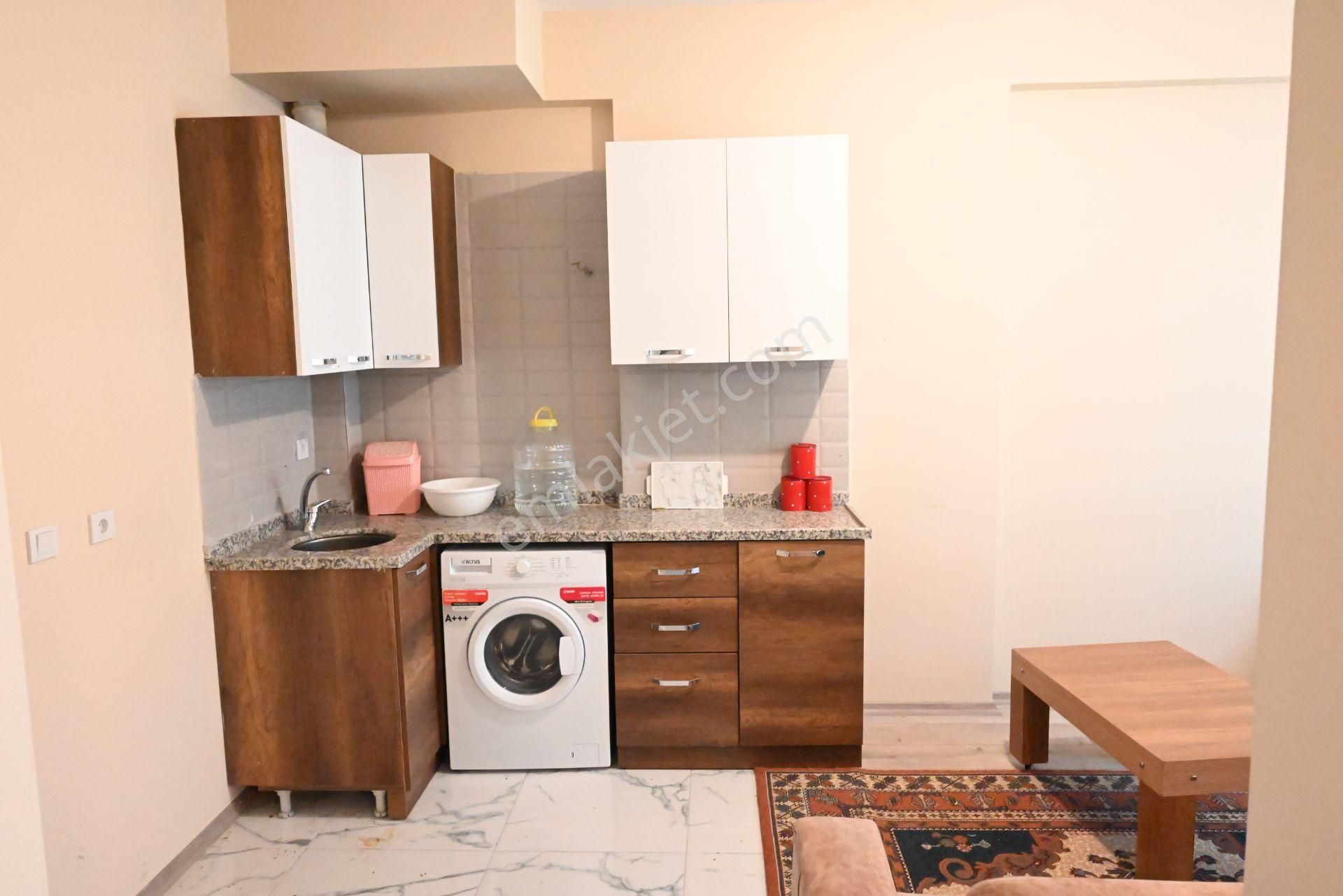 Üstünkent Emlak'tan Üniversiteye Yakın Konumda 1+1 Eşyalı Daire - Görsel 7