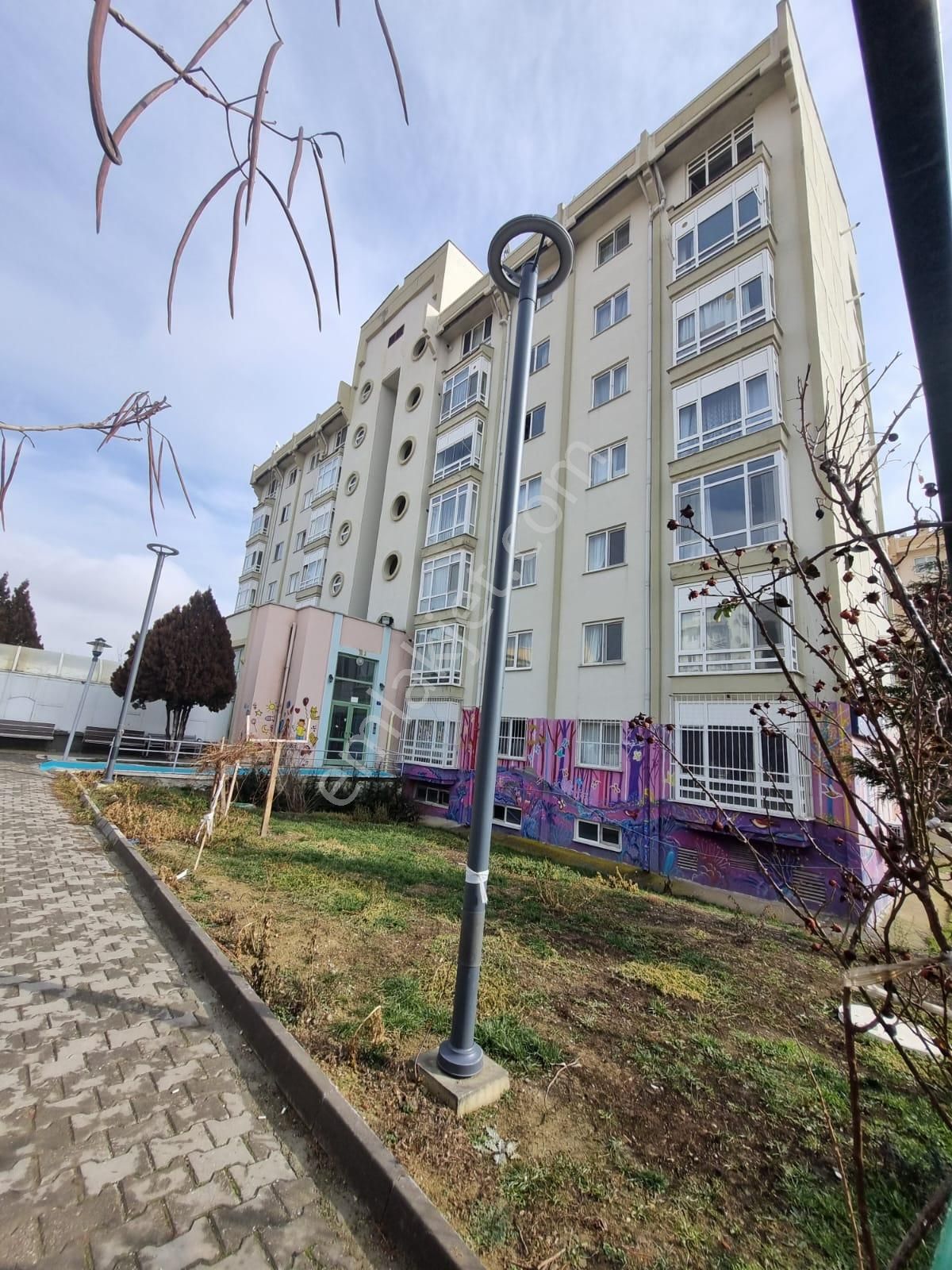 Yenikent Toki Ortapınar Kiralık Eşyalı 1+1 Daire - Görsel 26