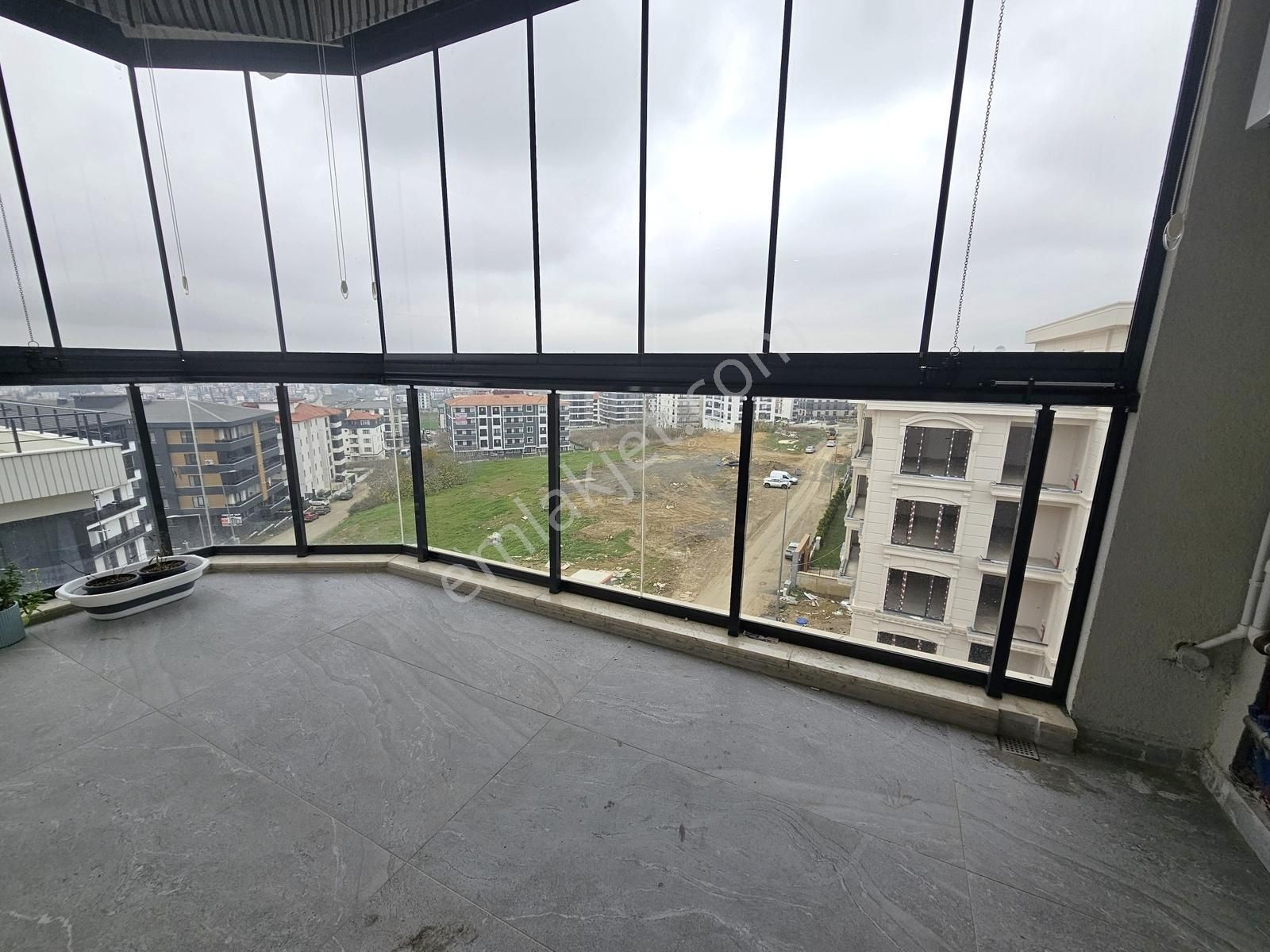 Atatürk Mah. Havuzlu Site Özel Tasarım 2+1 Kısmi Deniz Manzaralı - Görsel 9