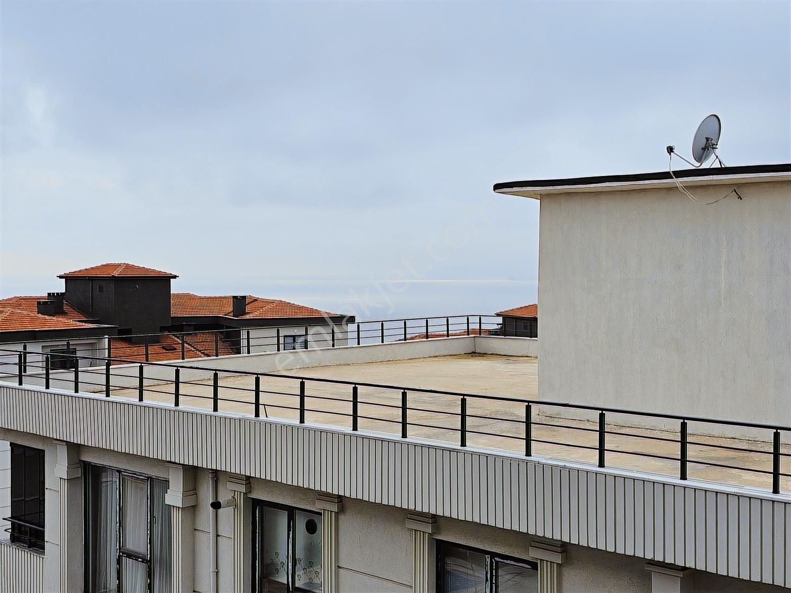 Atatürk Mah. Havuzlu Site Özel Tasarım 2+1 Kısmi Deniz Manzaralı - Görsel 27