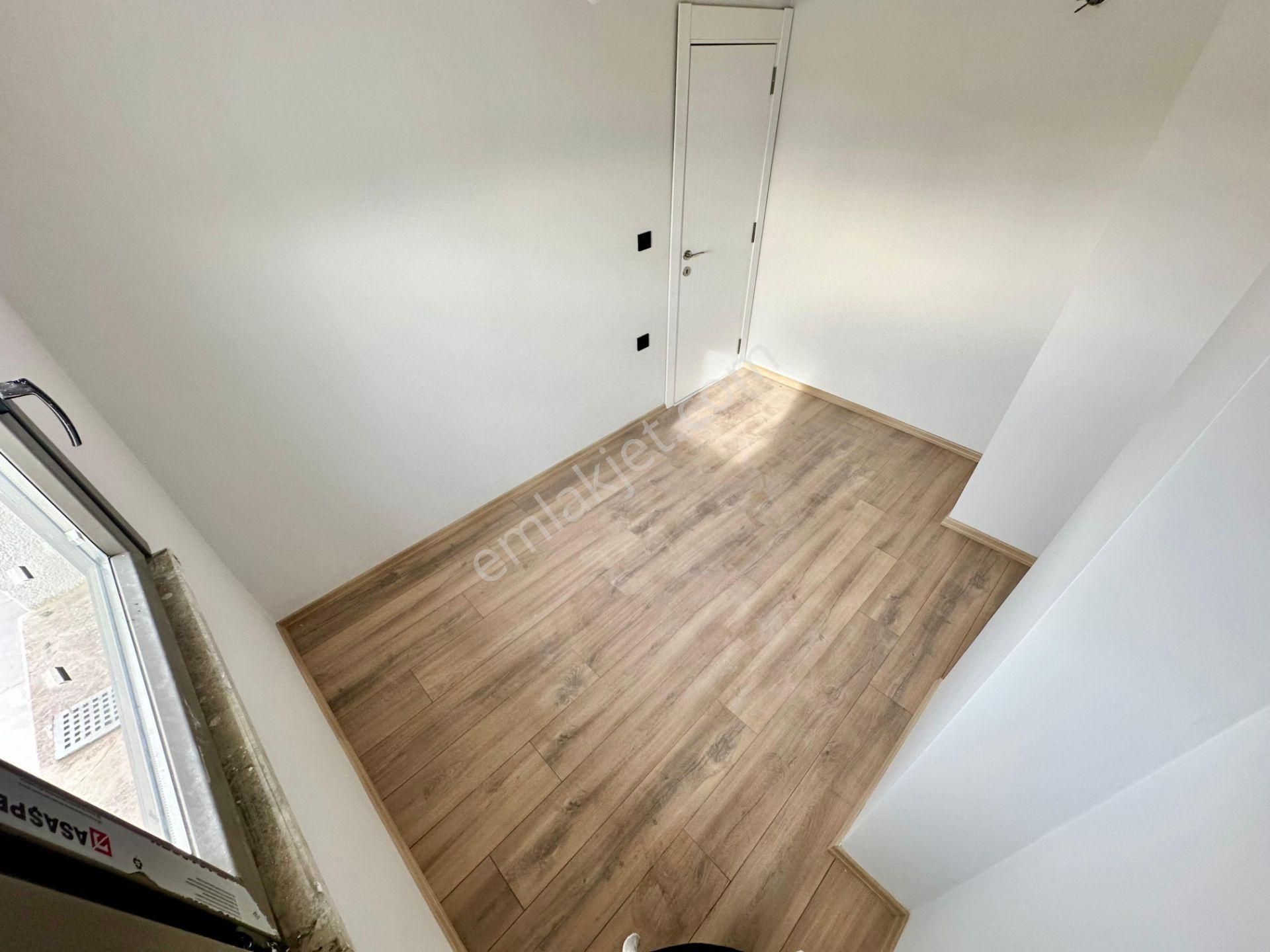 ꧁ay Emlaktan꧂akçay Merkezde Ön Cephe Doğa Manzaralı Çift Teraslı Satılık 4+1 Dubleks Daire - Görsel 9