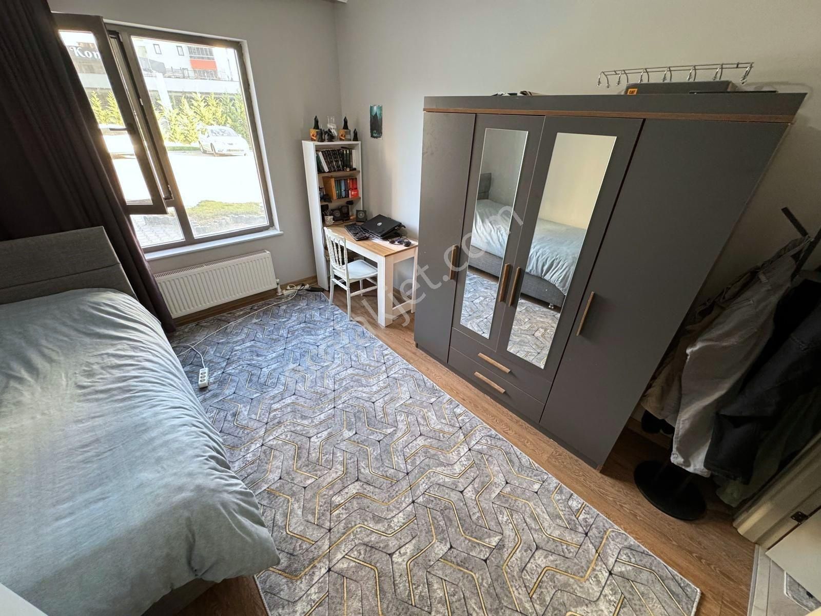 Cumhuriyet Mah. Site İçerisi Metro Yakını 2+1 Satılık Daire - Görsel 11