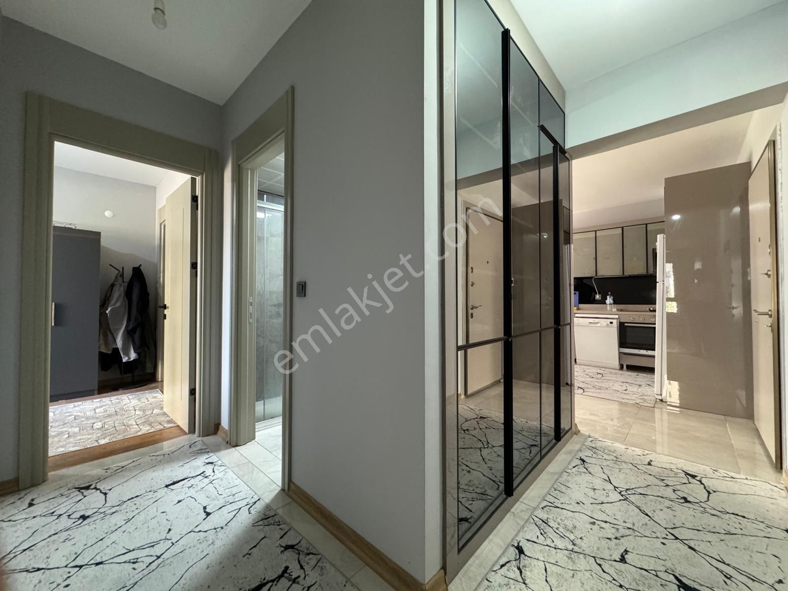 Cumhuriyet Mah. Site İçerisi Metro Yakını 2+1 Satılık Daire - Görsel 19