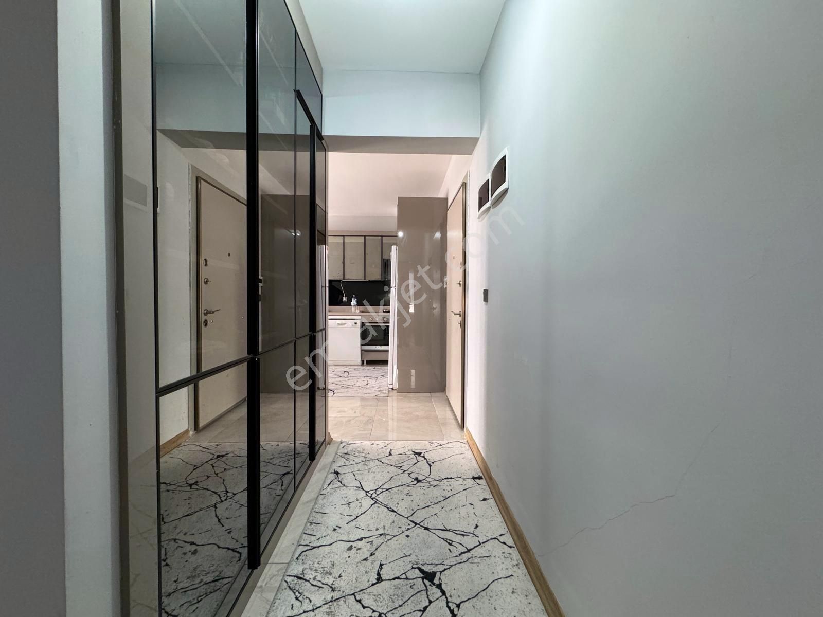 Cumhuriyet Mah. Site İçerisi Metro Yakını 2+1 Satılık Daire - Görsel 15