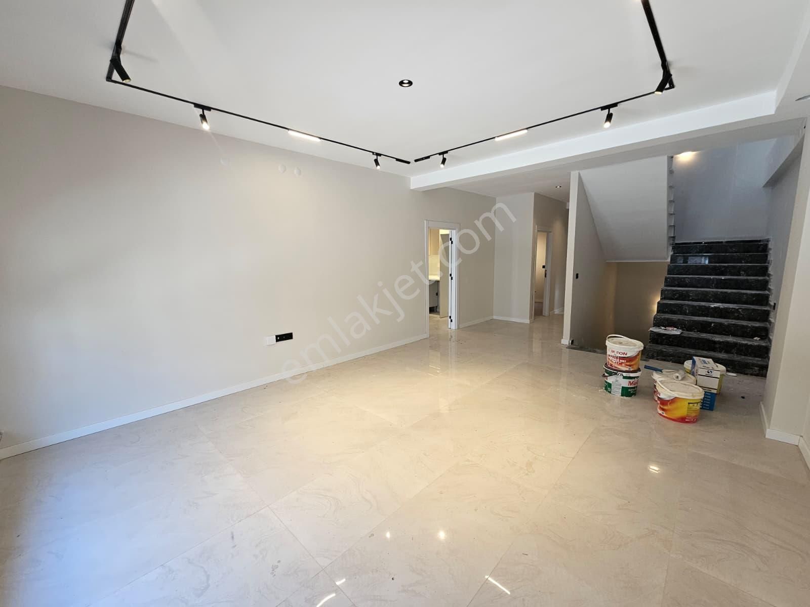 *genç Grup* Zincirlikuyu Mah Özel Tasarım 227 M2 3+1 Lüx Villa - Görsel 6