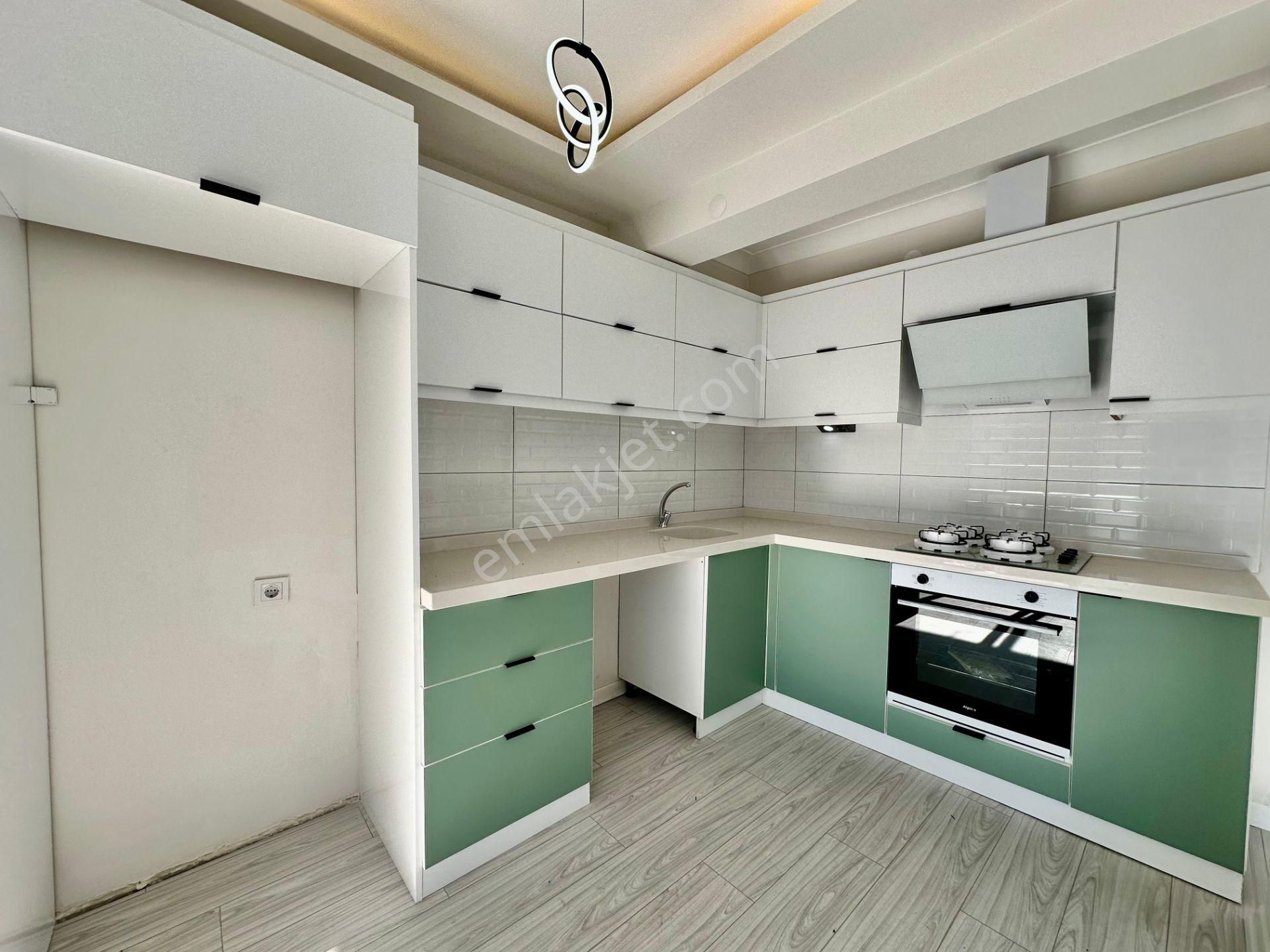 ꧁ay Emlaktan꧂akçay Merkezde Ön Cephe Arakat Denize 300 Mt Muhteşem Konumlu Satılık 2+1 Daire - Görsel 4