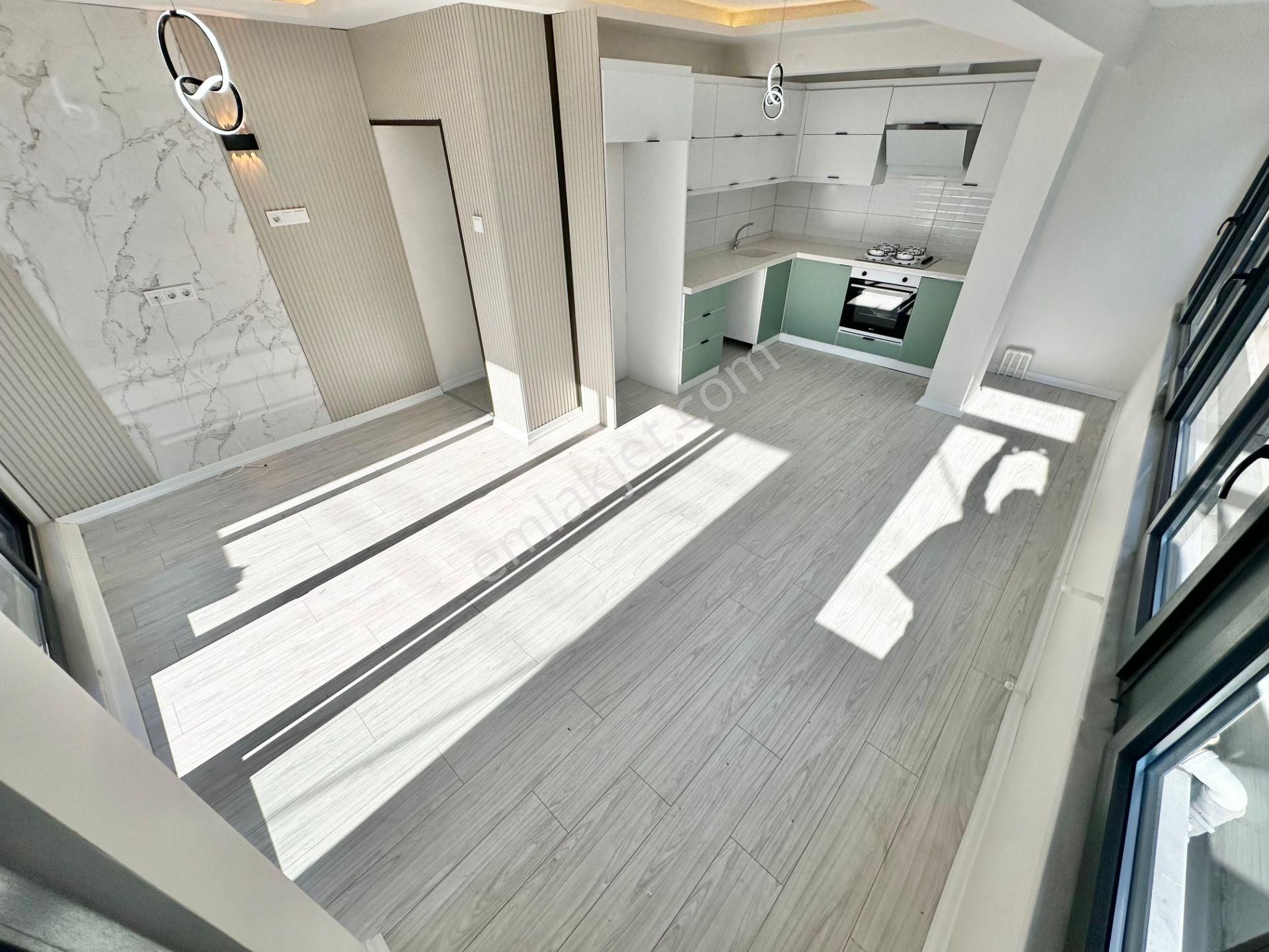 ꧁ay Emlaktan꧂akçay Merkezde Ön Cephe Arakat Denize 300 Mt Muhteşem Konumlu Satılık 2+1 Daire - Görsel 7