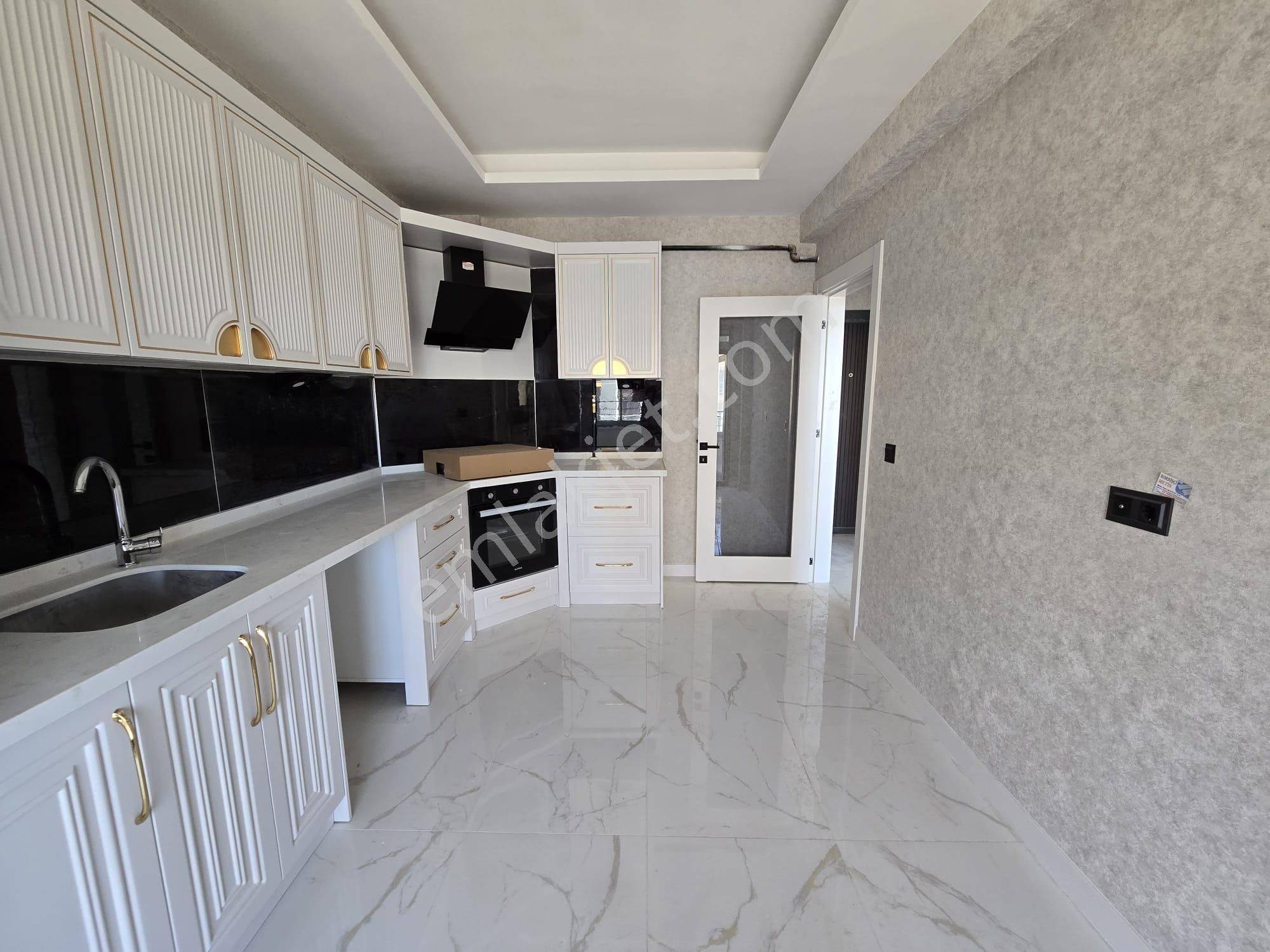 Site İçerisin'de Satılık Sıfır Kapalı Otoparklı 3+1 Daireler - Görsel 3