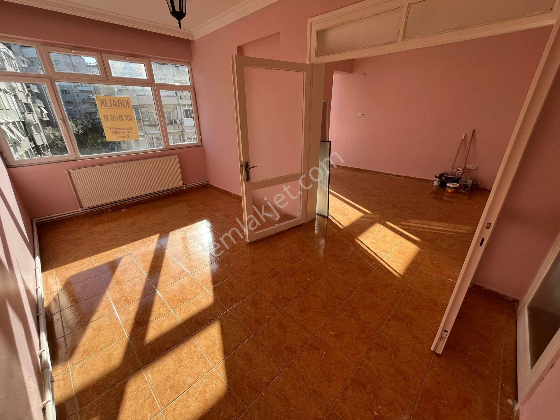 Asil'den Göztepe Stadı Yanı Arakat 2+1 Bakımlı Temiz Daire - Görsel 8