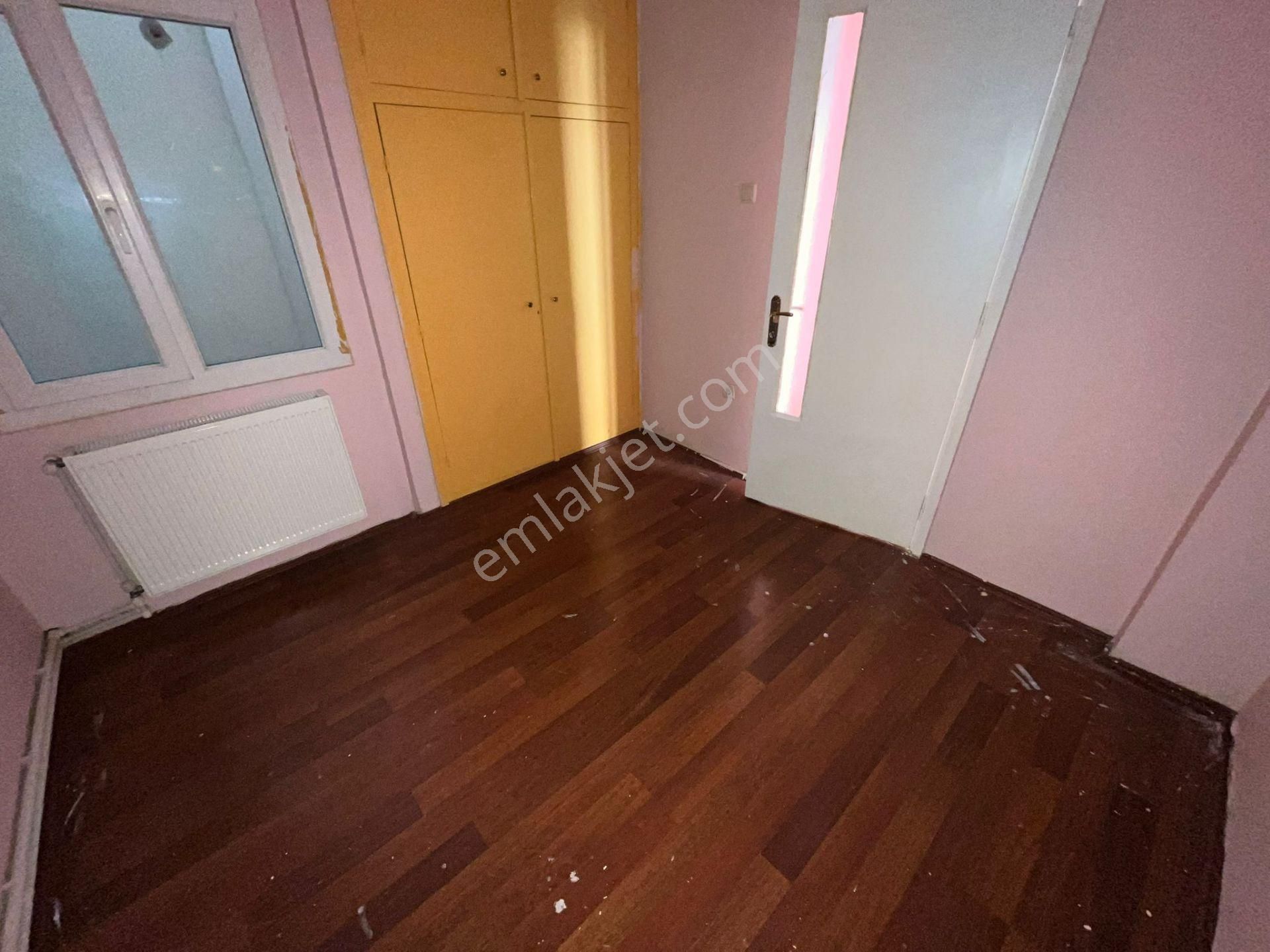 Asil'den Göztepe Stadı Yanı Arakat 2+1 Bakımlı Temiz Daire - Görsel 17