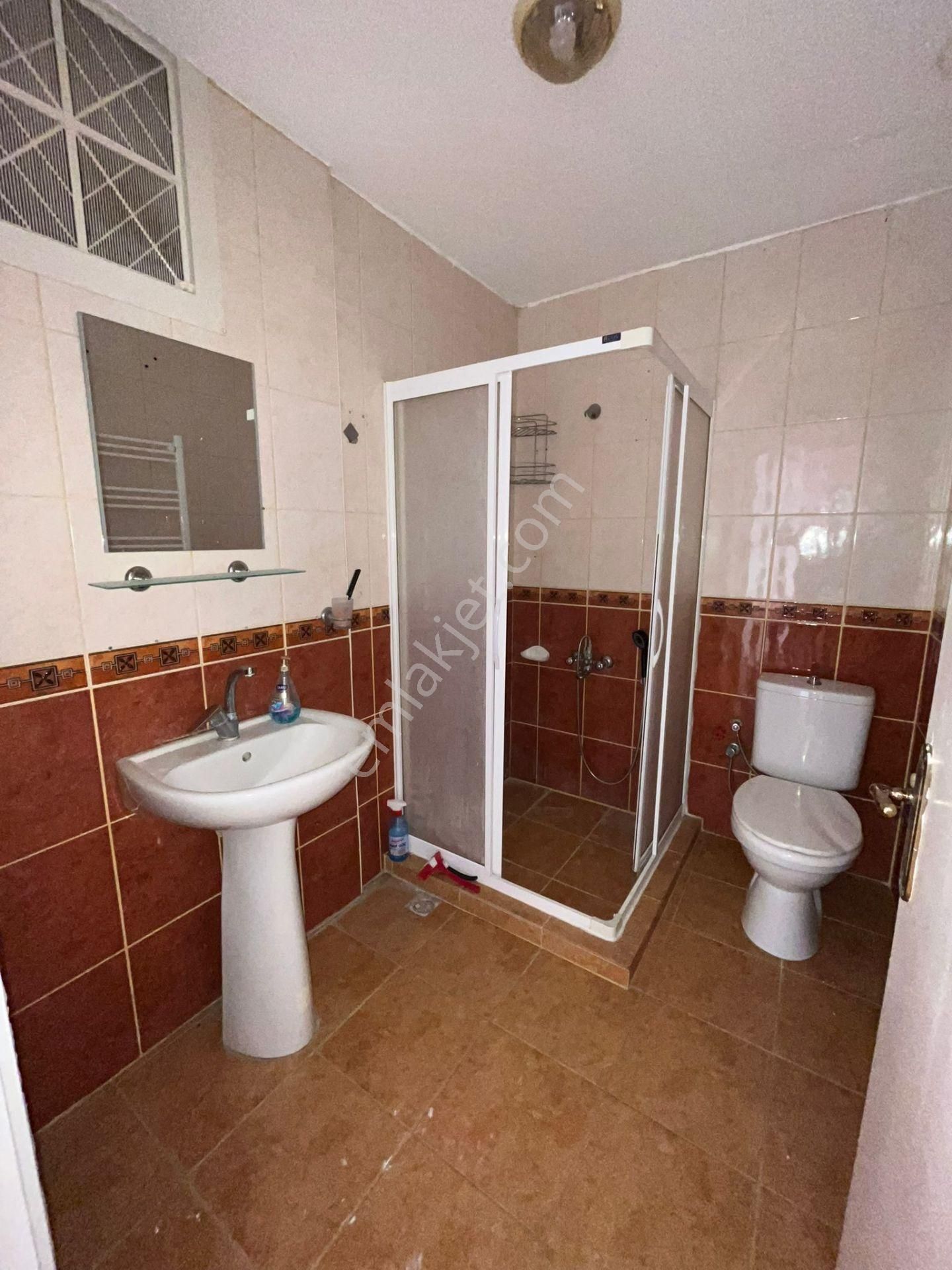 Asil'den Göztepe Stadı Yanı Arakat 2+1 Bakımlı Temiz Daire - Görsel 14