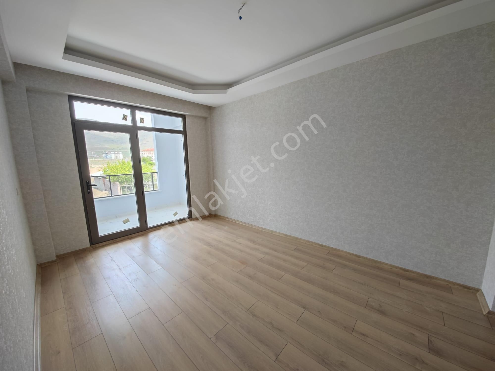 Selahaddin Eyyübi Mahallesinde Satılık Son Kat 3+1 Daire - Görsel 12