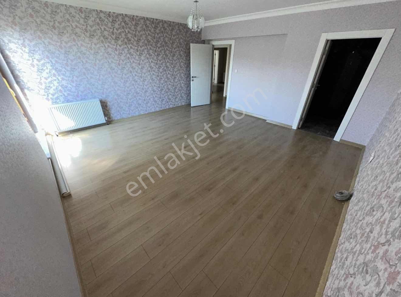 Kılıçsoy'dan Nilüfer Konutlarında Teras 7+1 Dubleks Site Kiralık - Görsel 2