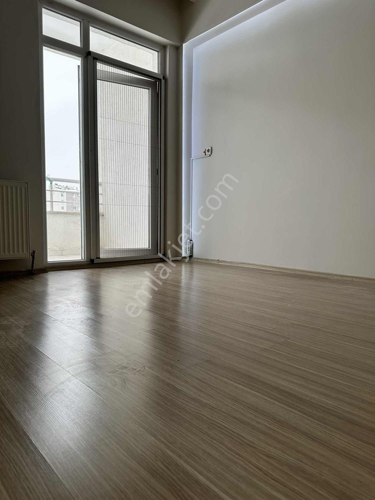 Yıldırım Beyazıt - Manzaralı - 3 Cepheli - Ebeveyn Banyolu Daire - Görsel 3