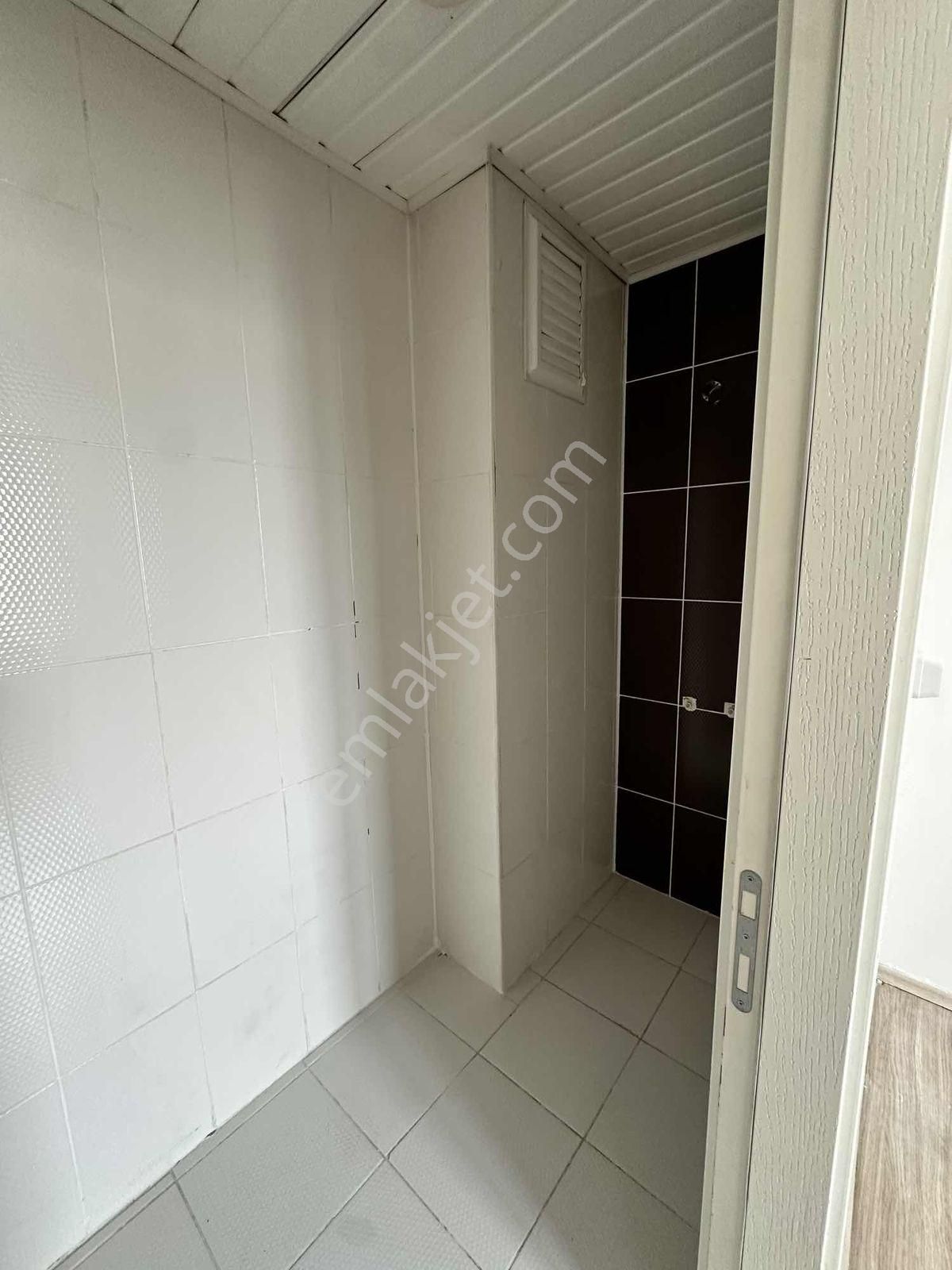 Yıldırım Beyazıt - Manzaralı - 3 Cepheli - Ebeveyn Banyolu Daire - Görsel 28