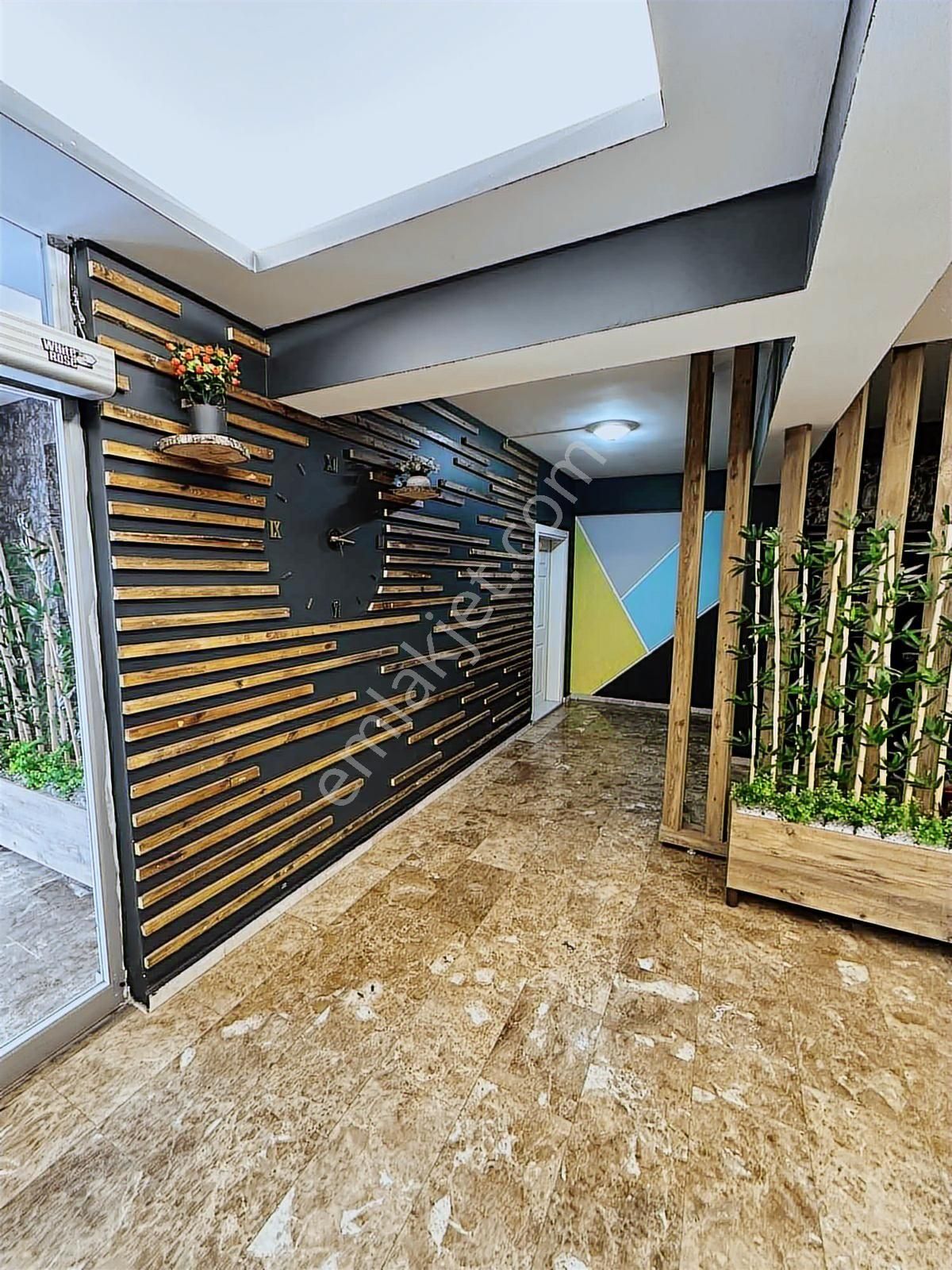 Yıldırım Beyazıt - Manzaralı - 3 Cepheli - Ebeveyn Banyolu Daire - Görsel 15