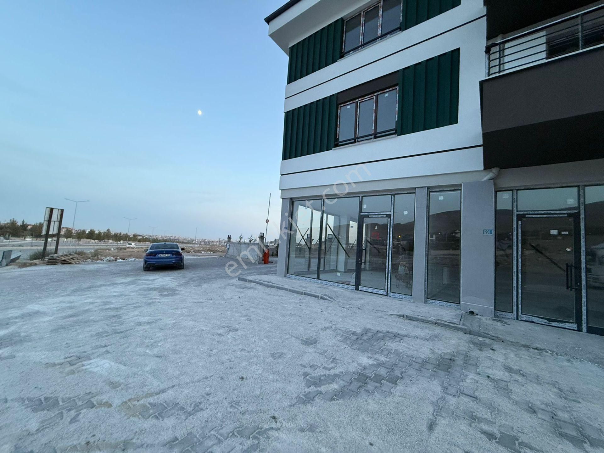 Kahramanlar Caddesi Hizası Satılık Sıfır Daireler - Görsel 3