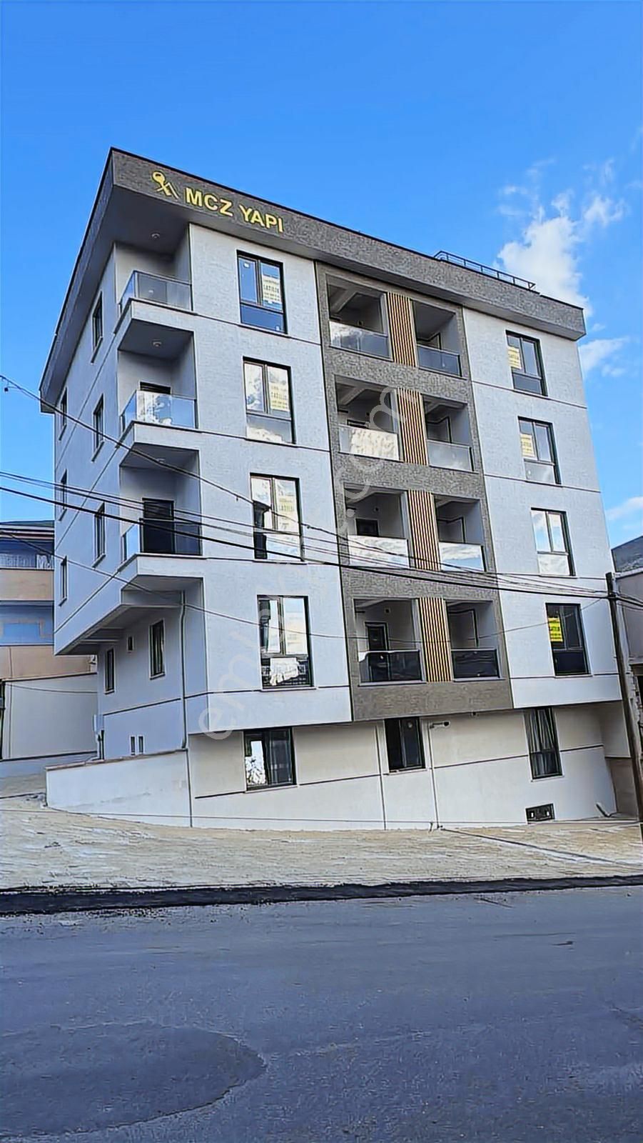 Vefa Gayrimenkulden Orhangazi Mah.de 5+1 Satılık Üst Dubleks