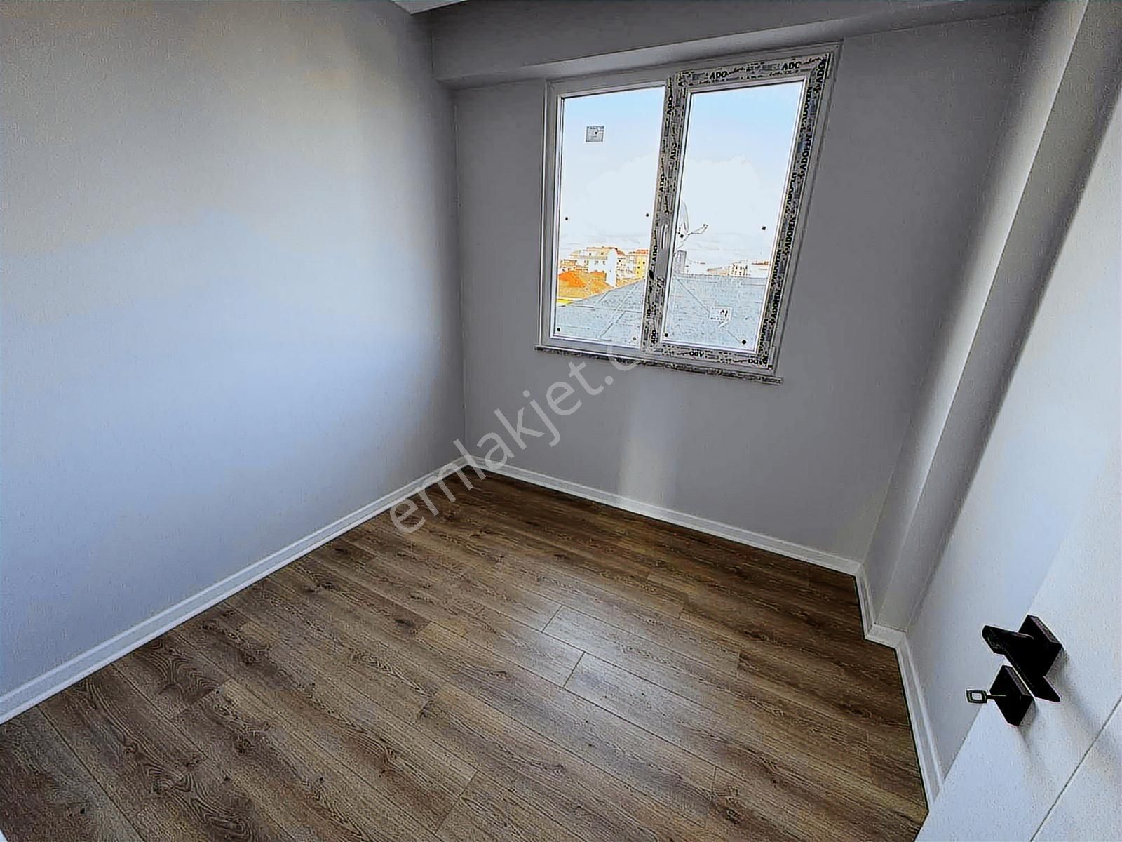 Vefa Gayrimenkulden Orhangazi Mah.de 5+1 Satılık Üst Dubleks - Görsel 6