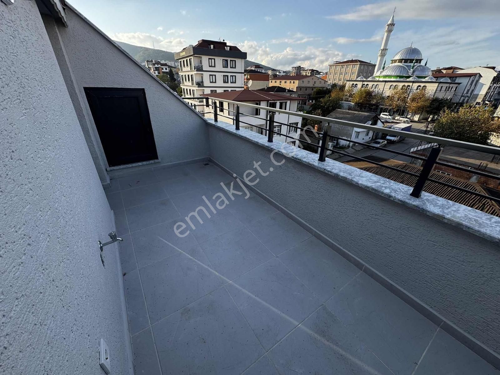 Vefa Gayrimenkulden Orhangazi Mah.de 5+1 Satılık Üst Dubleks - Görsel 19