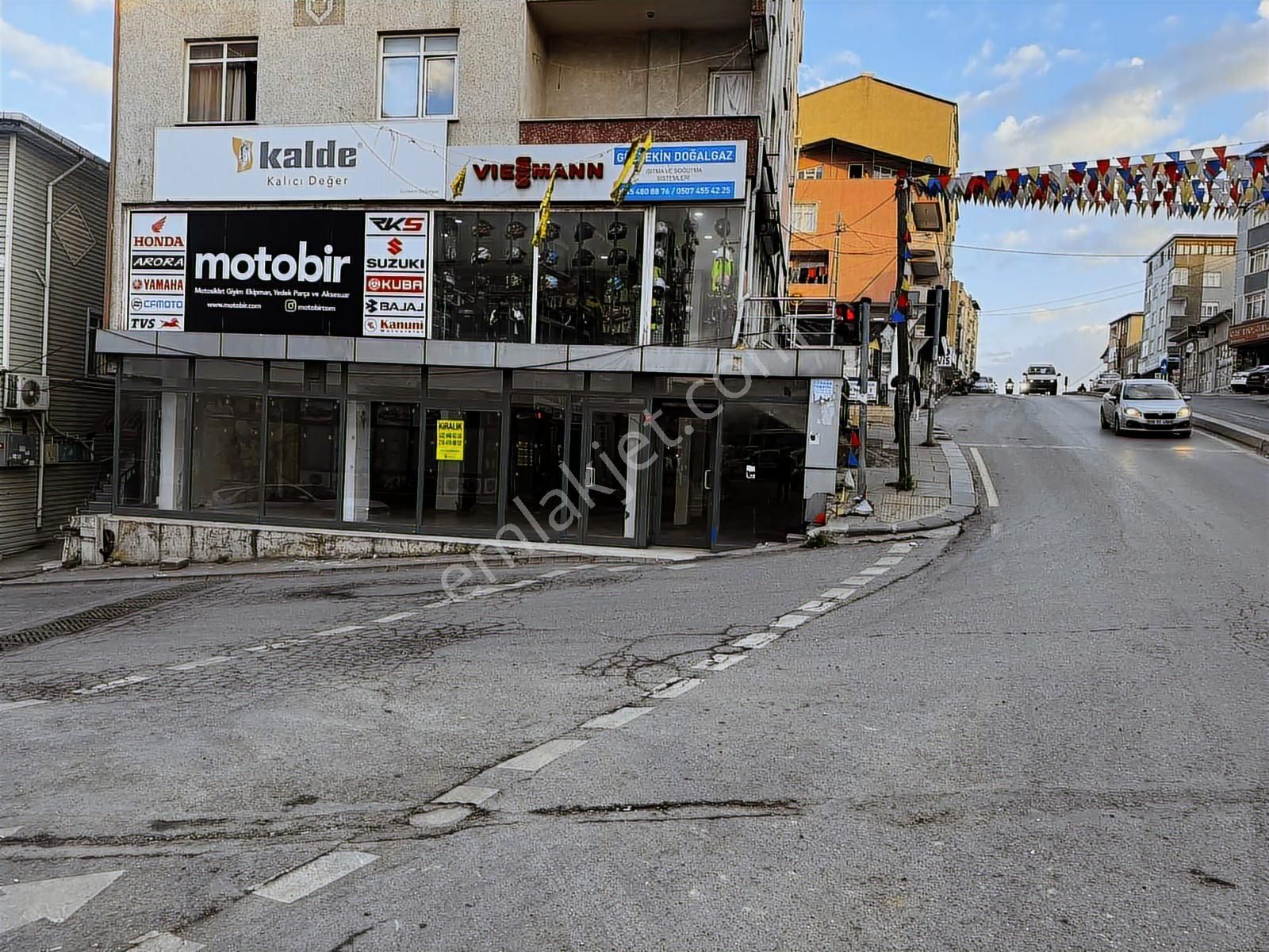 Vefa Gayrimenkulden Caddeye Cepheli Köşe Başı Dükkan - Görsel 11