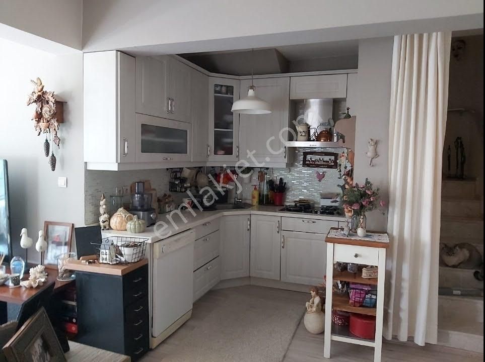 Dikili Sarıgül Sitesinde Satılık Villa - Görsel 19