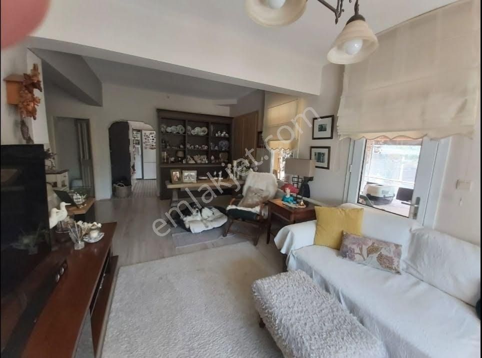 Dikili Sarıgül Sitesinde Satılık Villa - Görsel 12