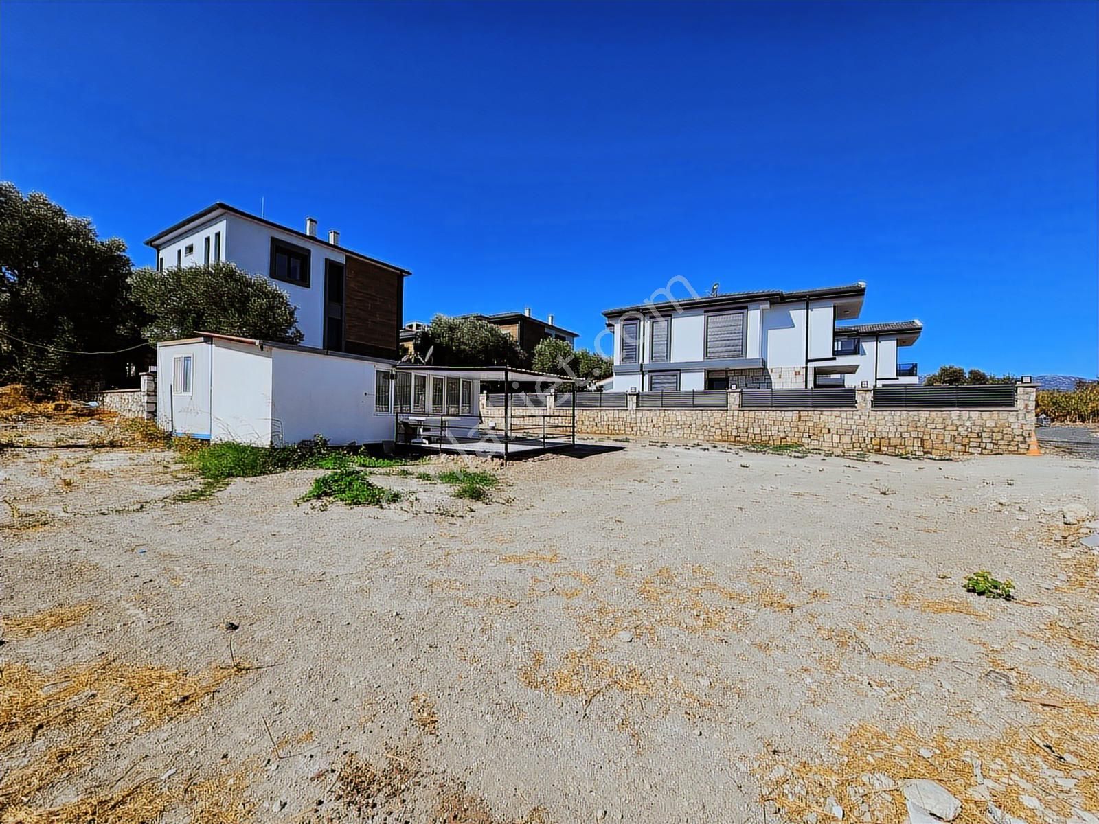 Karaburun Mordoğanda Satılık 369 M² Villa Arsası - Görsel 2