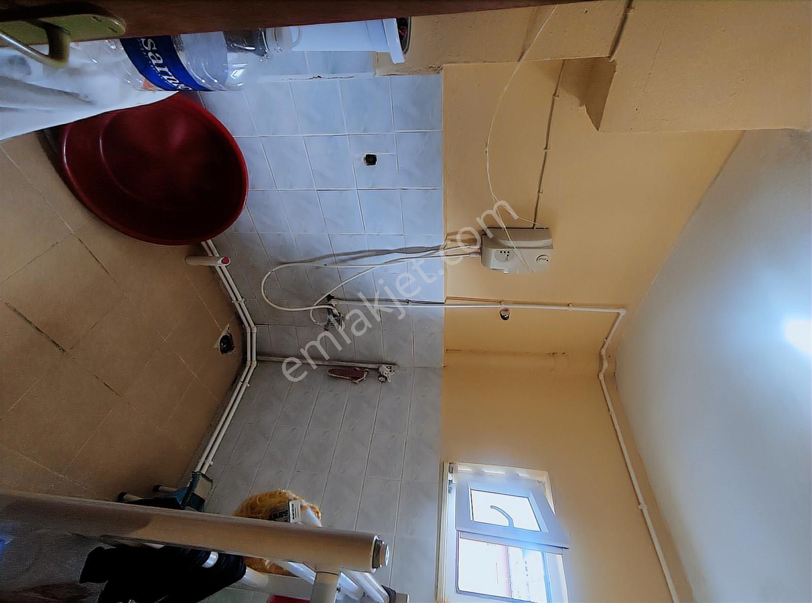 Özpınar ,dan Pınarbaşı M. Satılık Daire 2+1 4.kat Kombili Köşe - Görsel 8