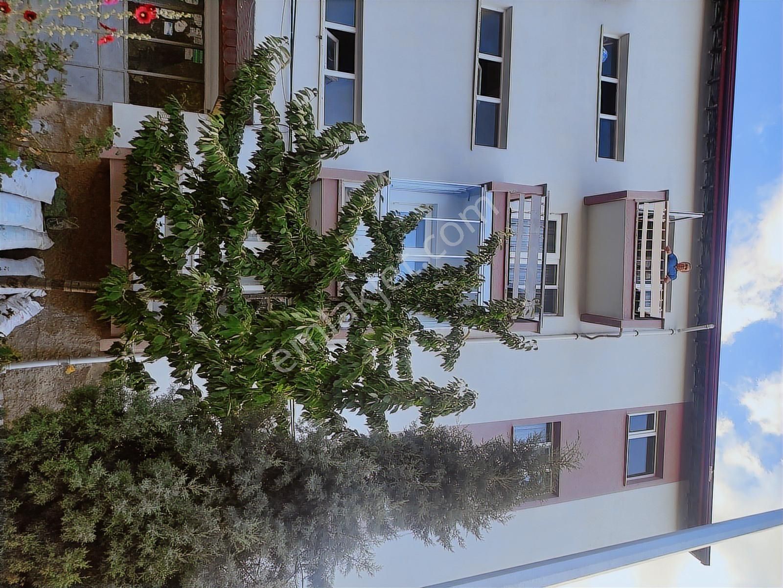 Özpınar ,dan Pınarbaşı M. Satılık Daire 2+1 4.kat Kombili Köşe - Görsel 15