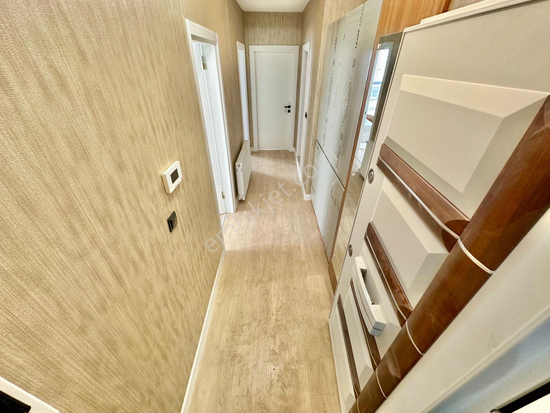 ⭐ay Emlaktan⭐akçay'da Denize Yakın Ön Cephe Şık Tasarımlı Arakat Çift Balkon Satılık 2+1 Lüx Daire - Görsel 27