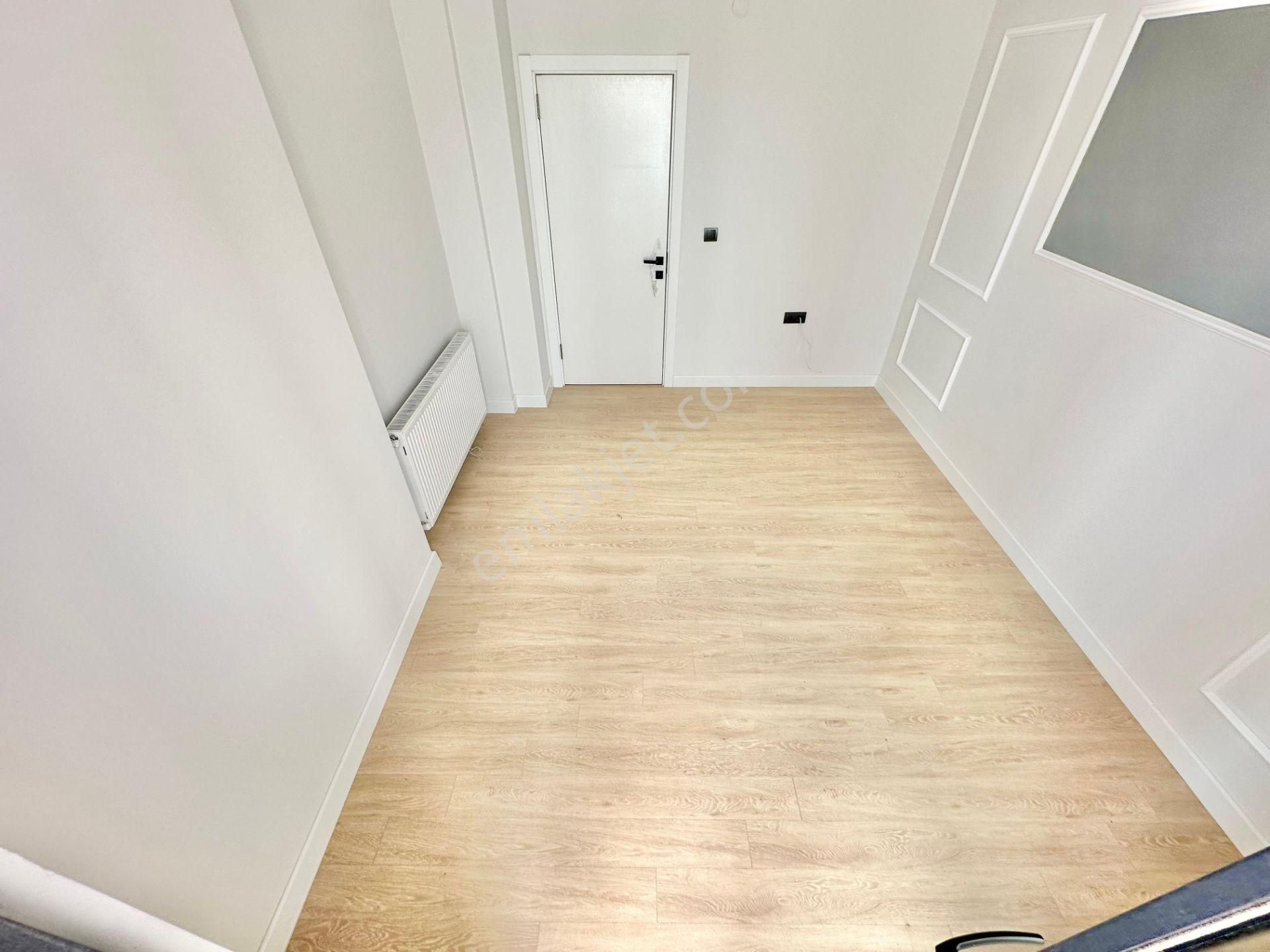 ⭐ay Emlaktan⭐akçay'da Denize Yakın Ön Cephe Şık Tasarımlı Arakat Çift Balkon Satılık 2+1 Lüx Daire - Görsel 9