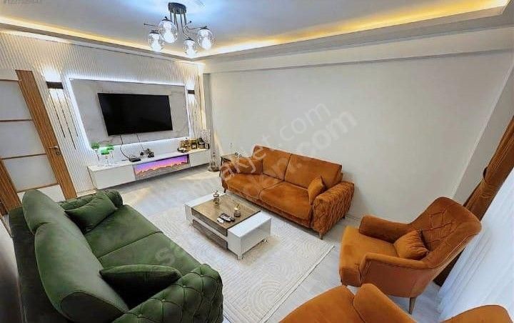 Recep Ümit'ten Esenli Caddesine Çok Yakın Lokasyonda [asansörlü] Geniş Ferah Satılık 3+1 Daire - Görsel 4