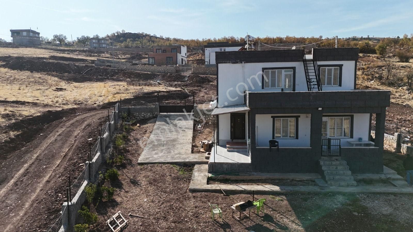 Hakev'den Oyalıda Satılık Lüx Villa - Görsel 10