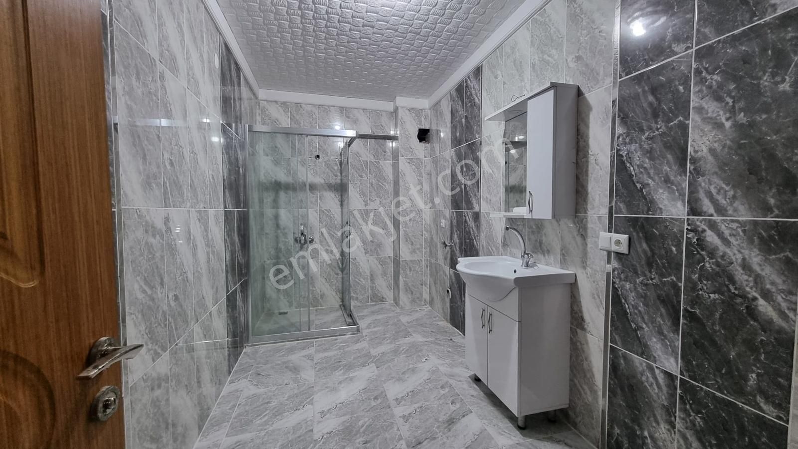 Şan Group'tan Kaçırılmayacak Ara Kat Geniş Kullanımlı 3+1 Daire! - Görsel 15