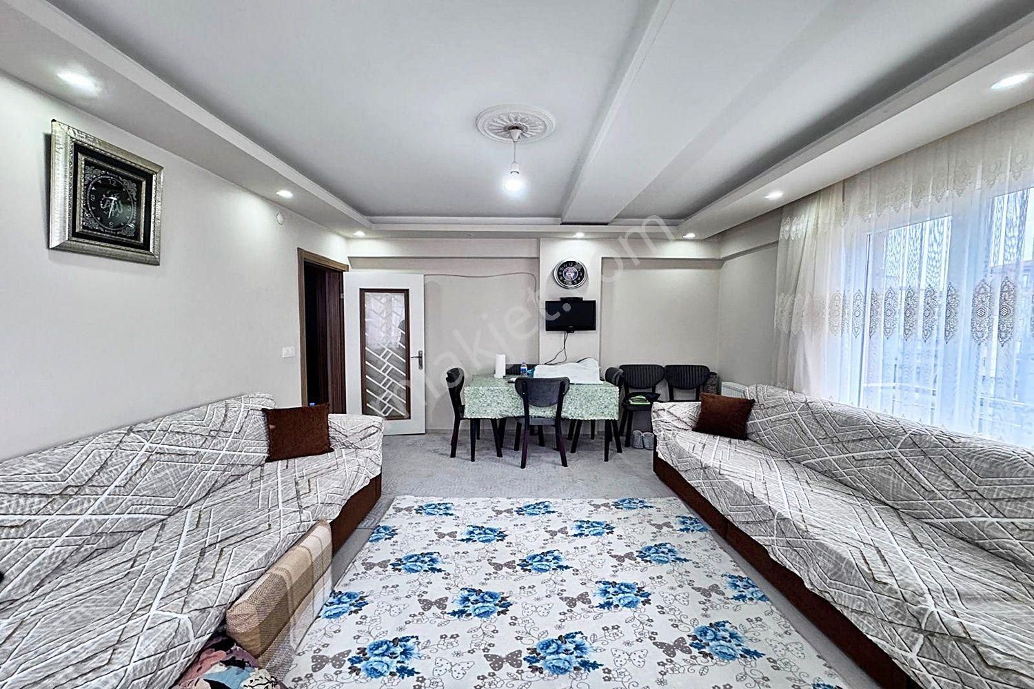 Metin Yapı'dan Cam Balkonlu İskanlı Kombili Satılık 2+1 Daire!! - Görsel 3