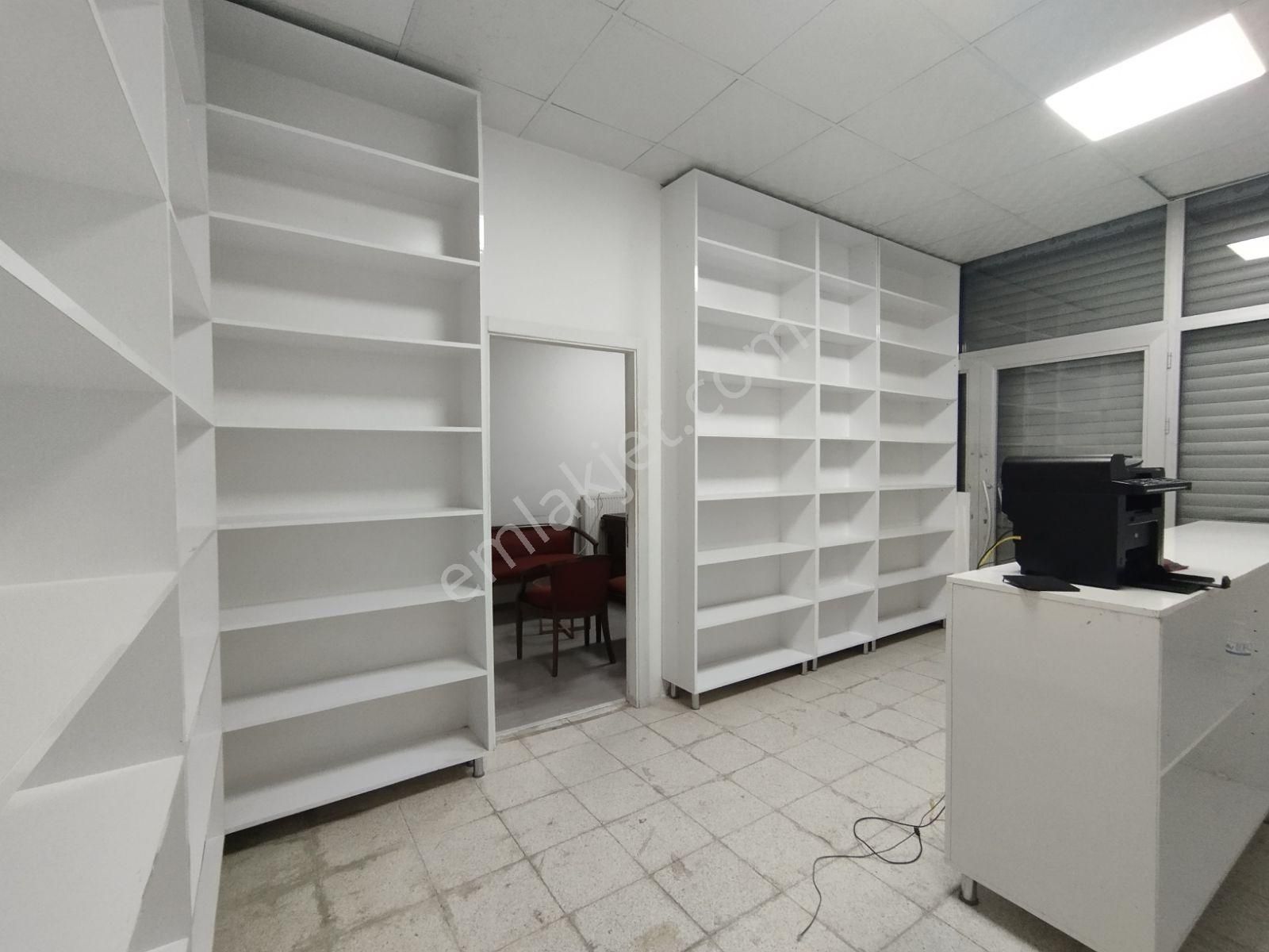 Şafak Mahallesi Depolu Dükkan Kiralık Karadeniz Emlak'tan - Görsel 2