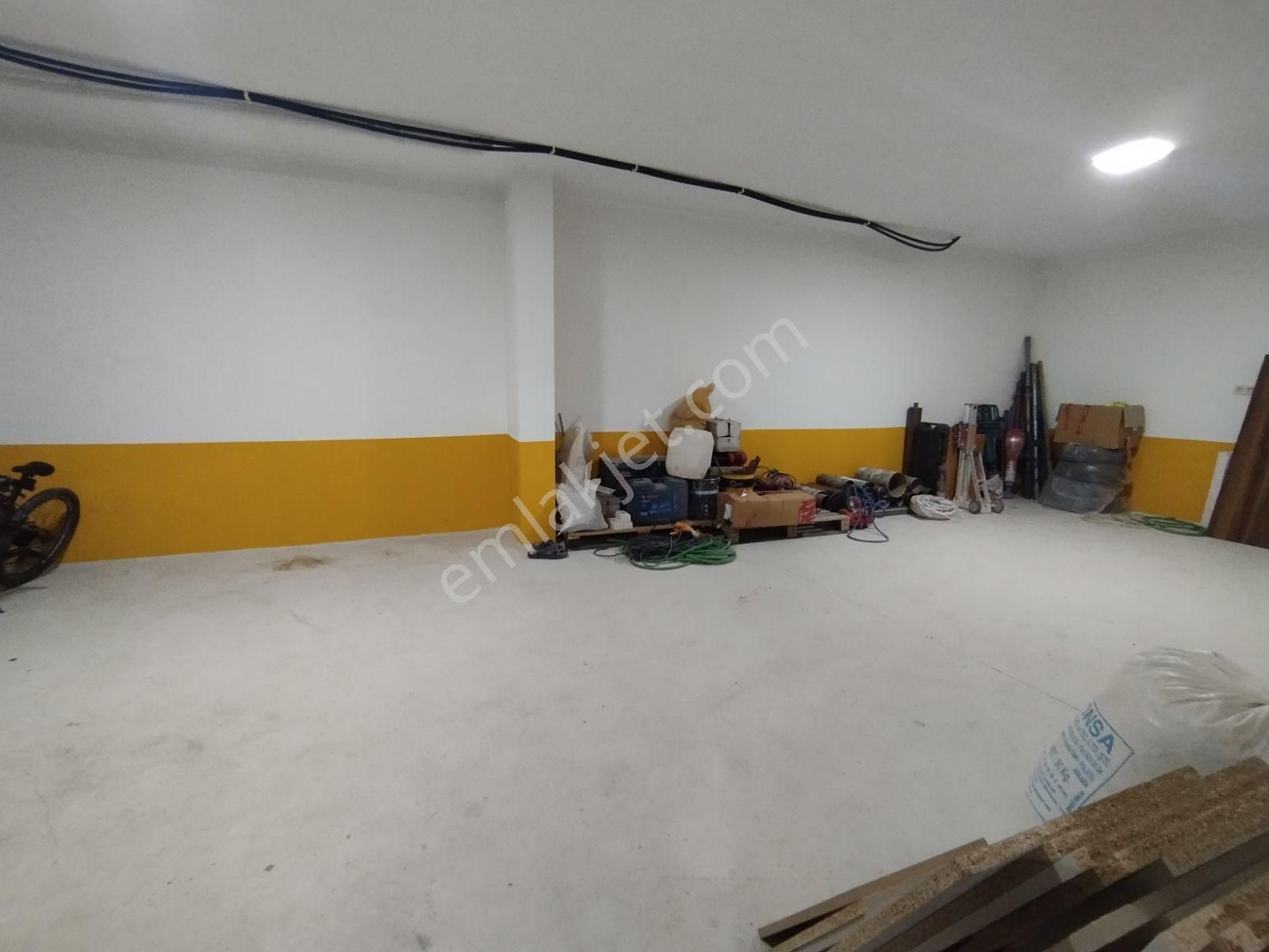 Şafak Mahallesi Depolu Dükkan Kiralık Karadeniz Emlak'tan - Görsel 3